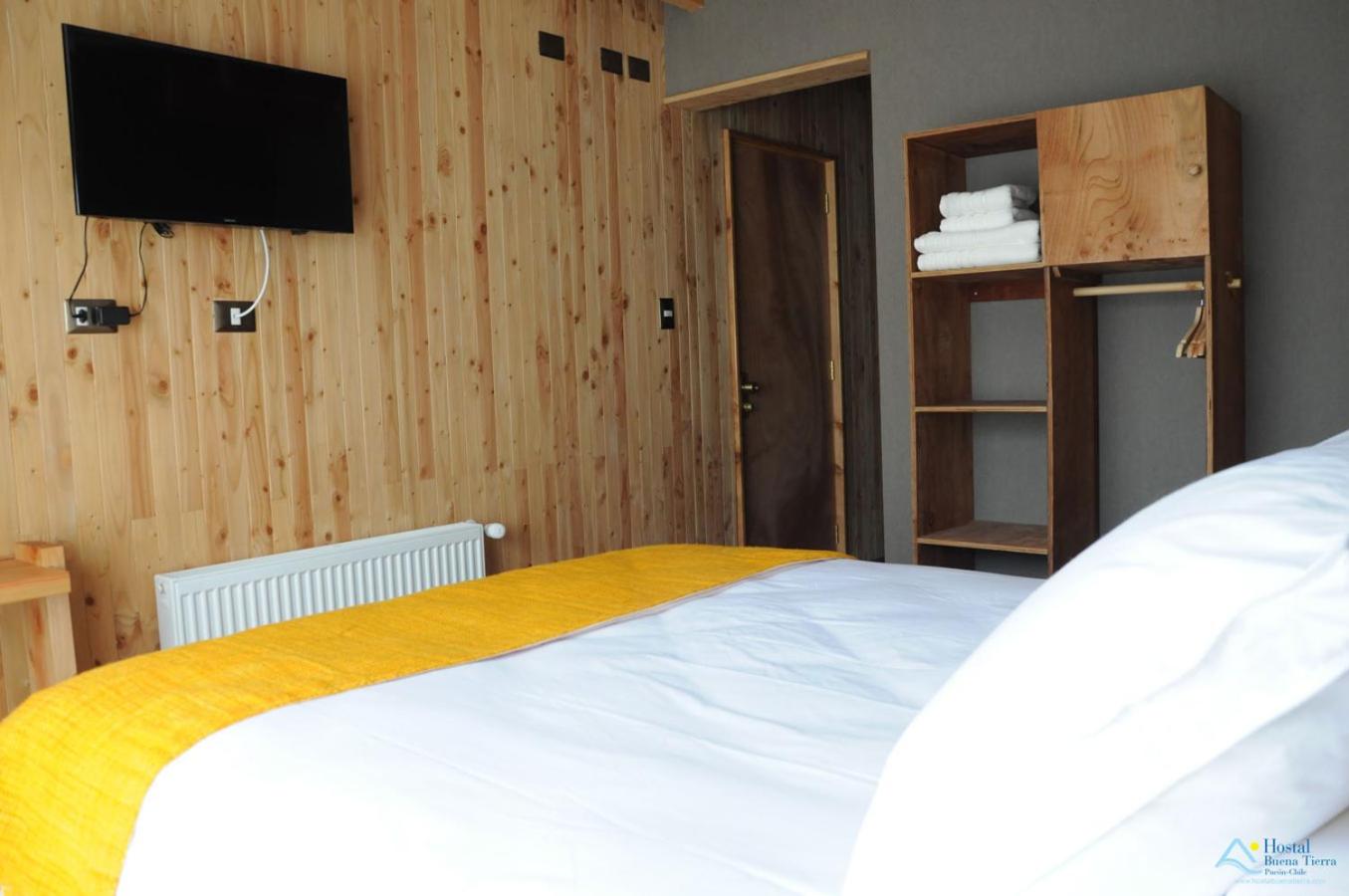 Double Room with Private Bathroom photo 2