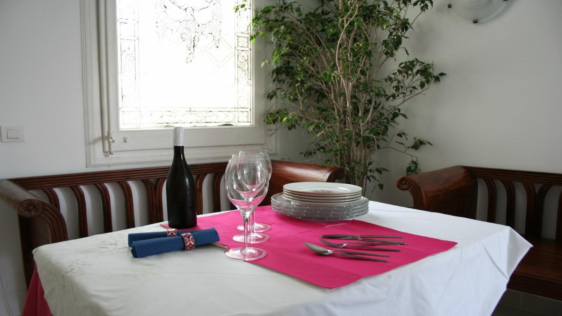 Apartment with Balcony photo 3