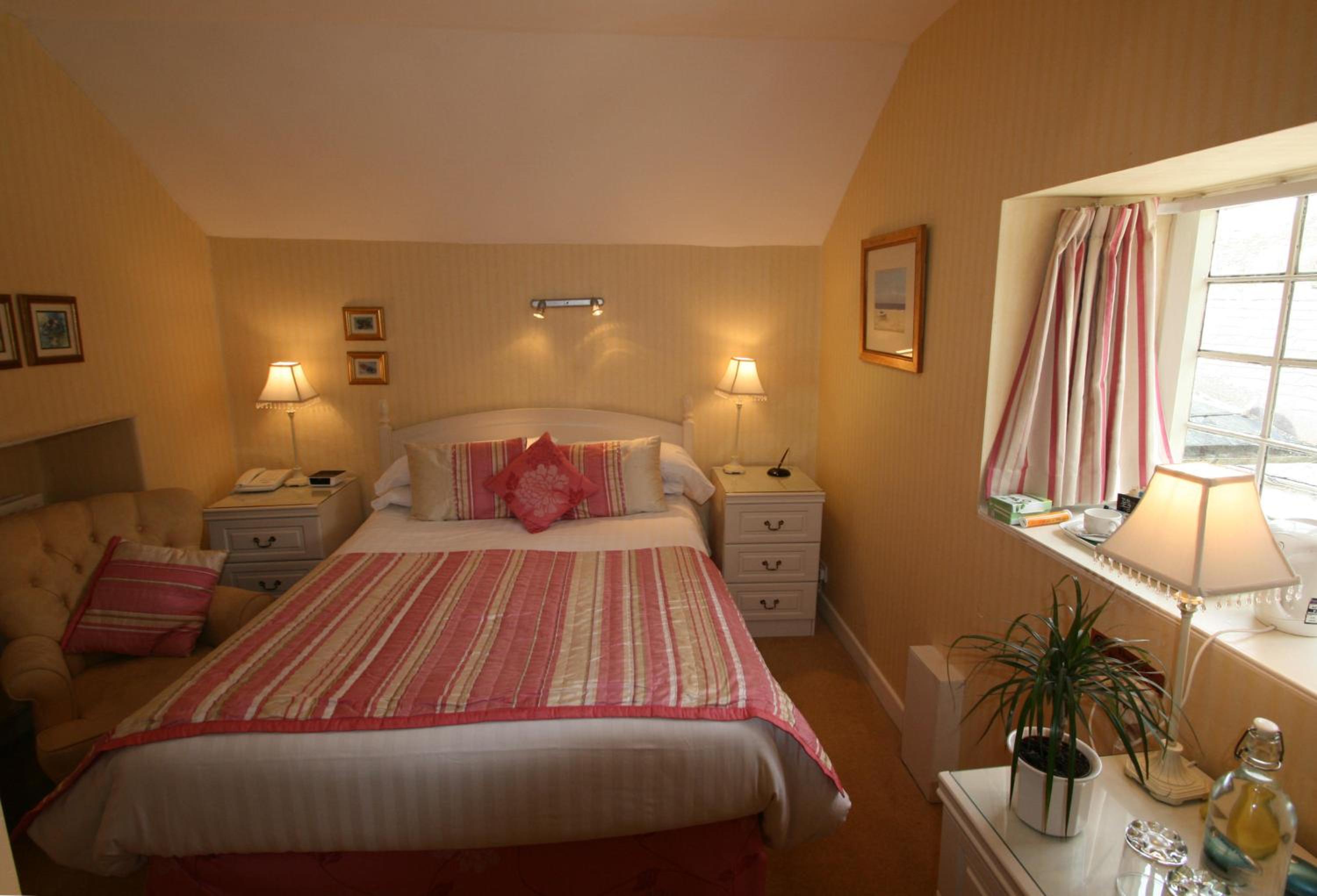 Small Double Room photo 1