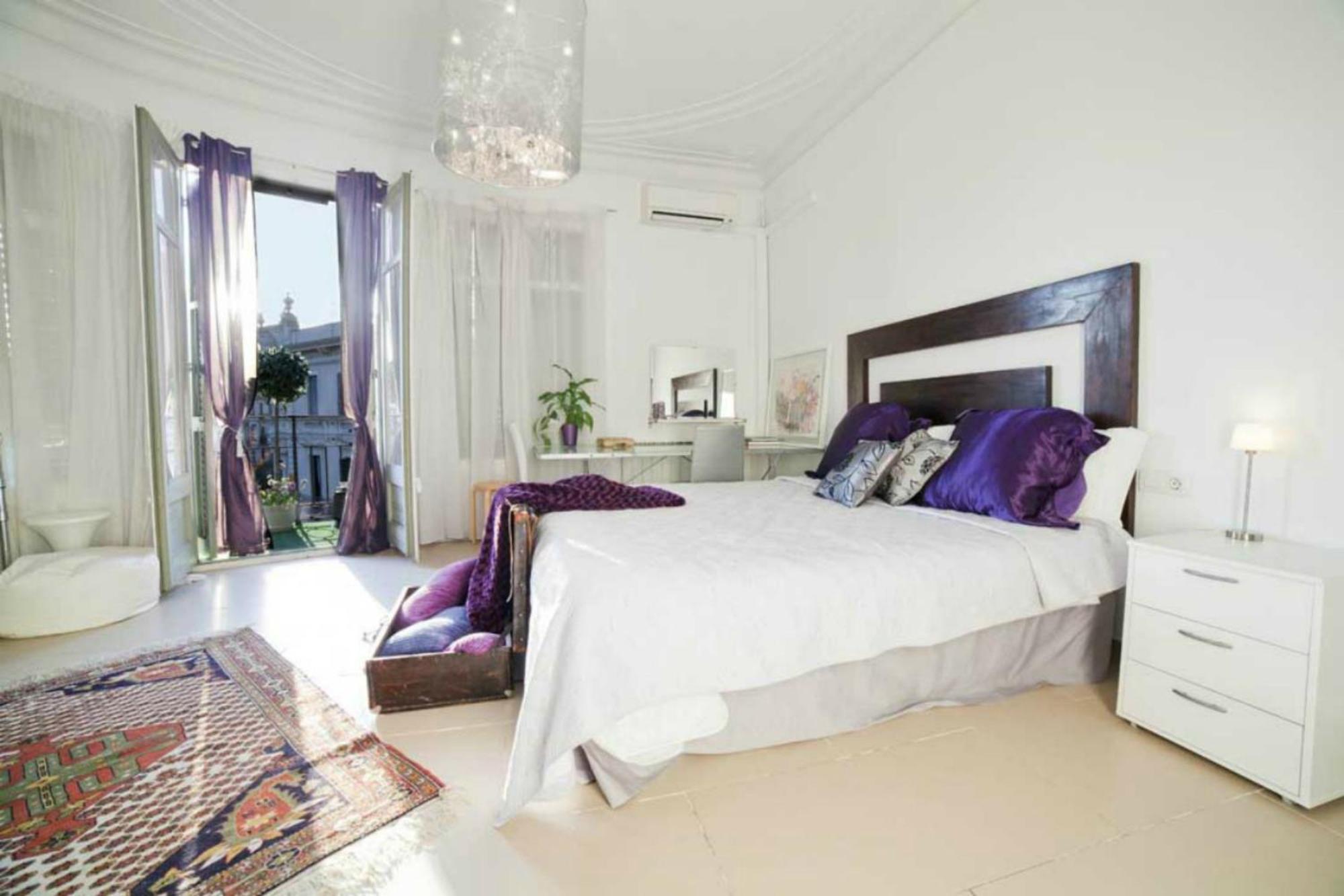 Apartamento con Balcón
