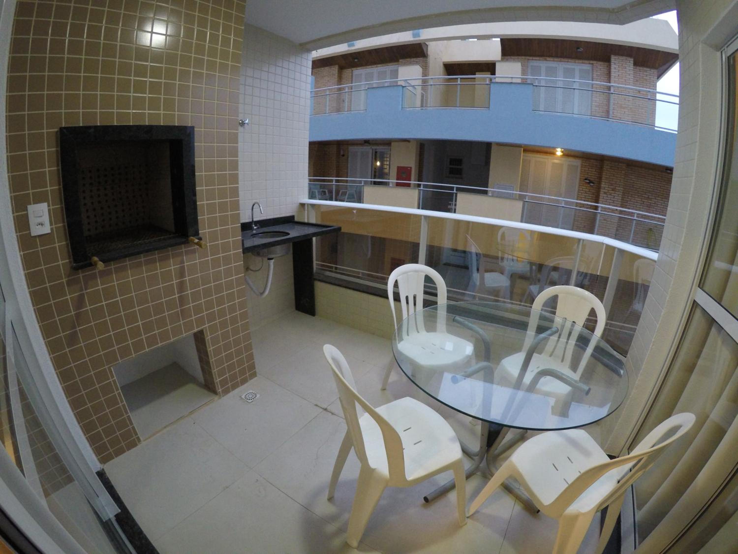 One-Bedroom Apartment - Photo 19