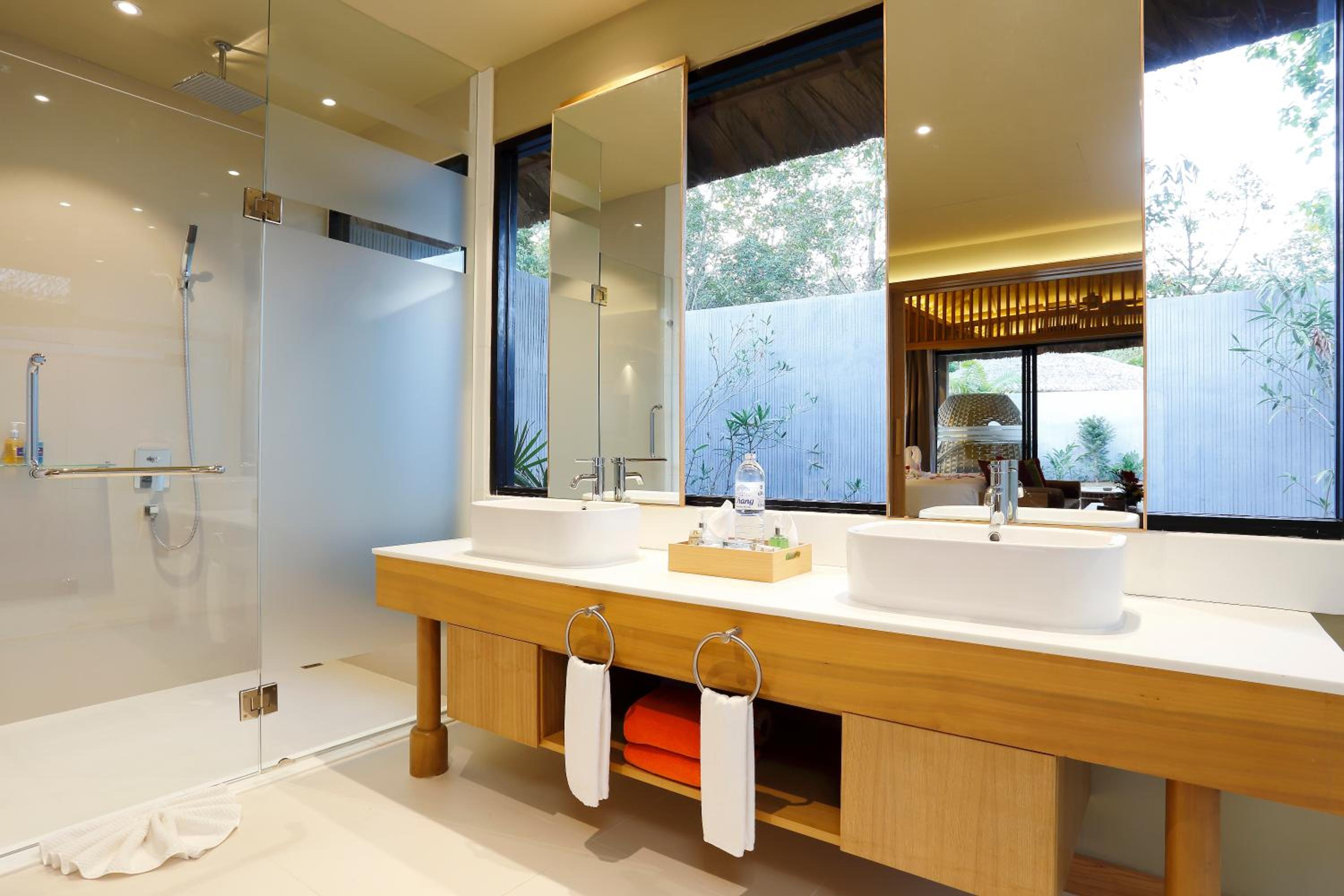 Villa Elite with Jacuzzi - Photo 4