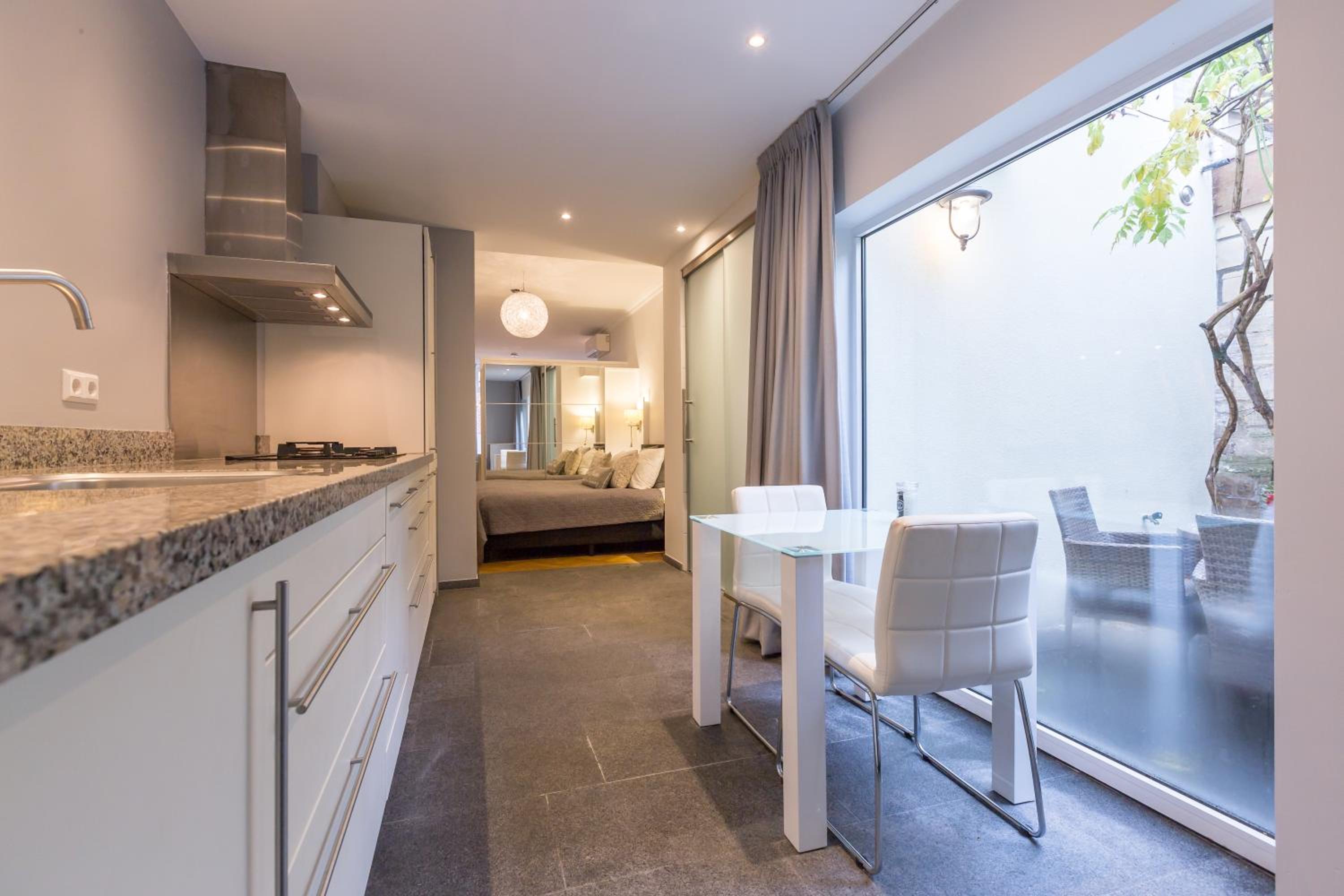 Superior Apartment photo 2