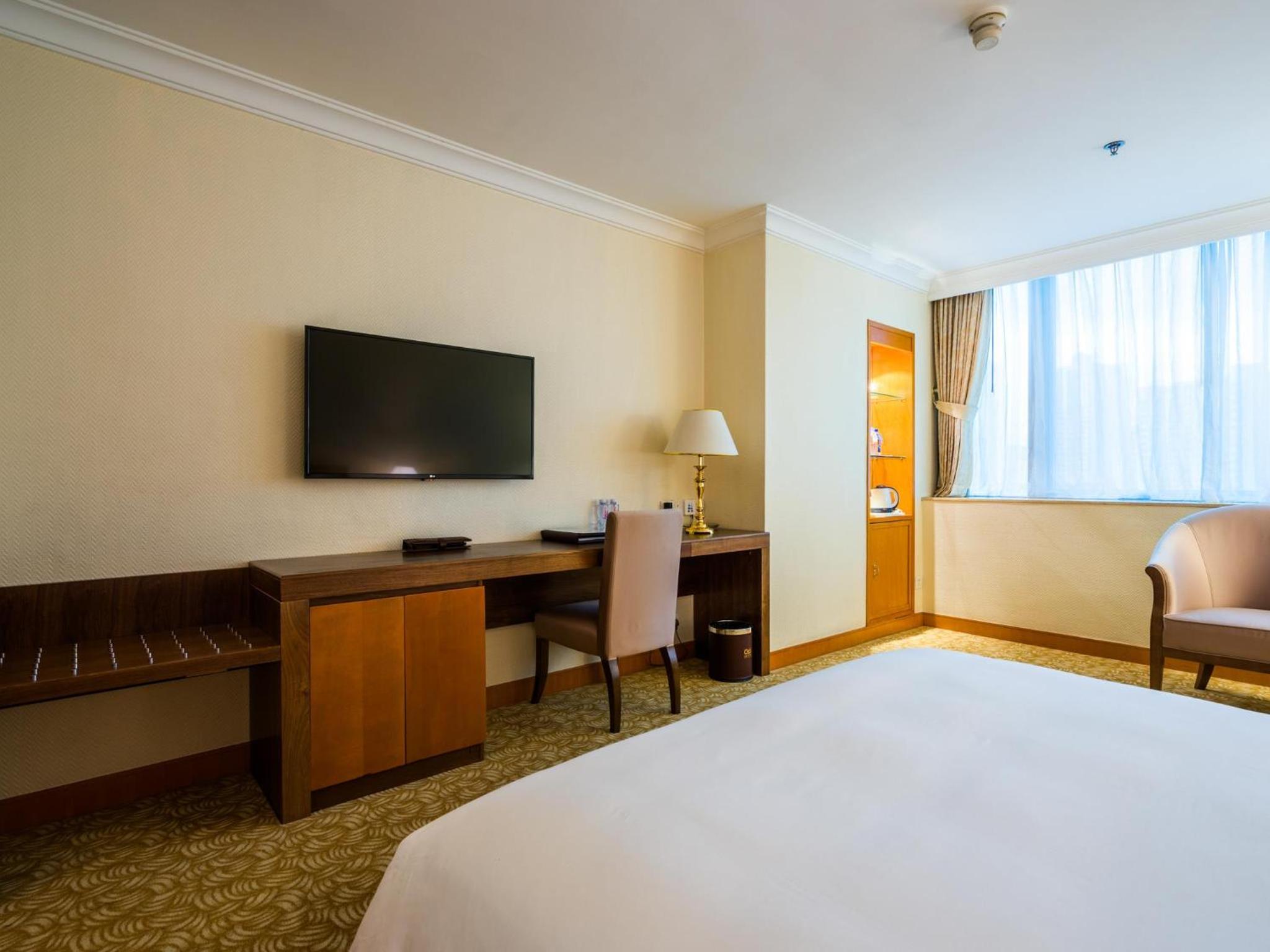 Business Queen Room - Photo 4