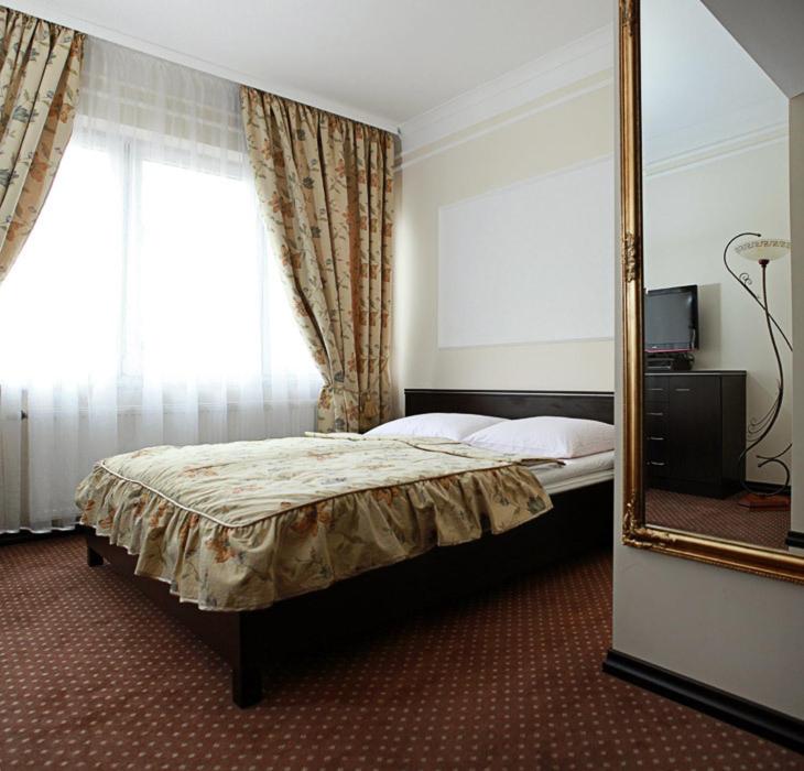 Suite - Photo 7