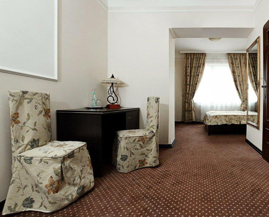 Suite - Photo 6