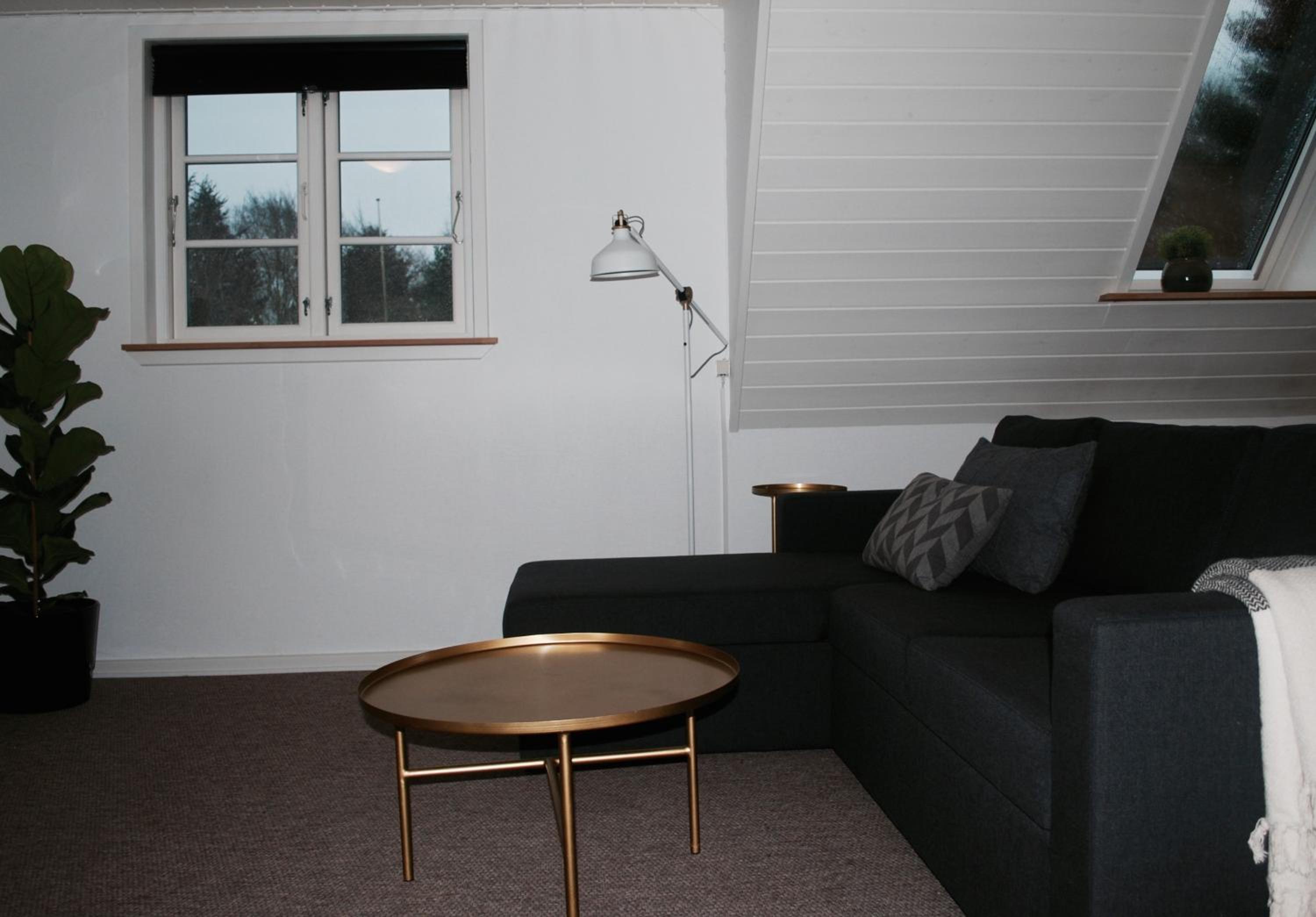 Three-Bedroom Apartment - Photo 29