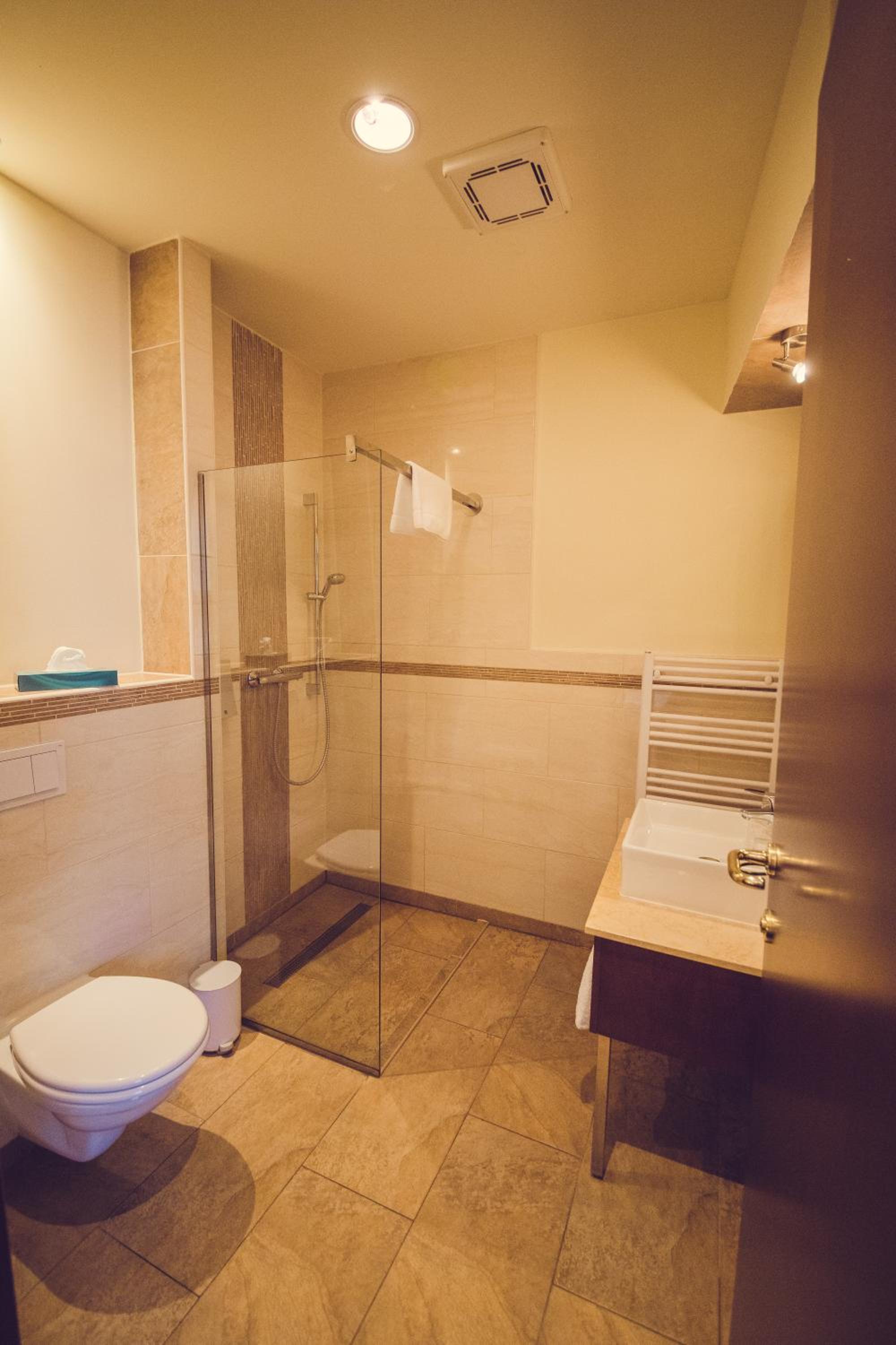 Business Double Room - Photo 2