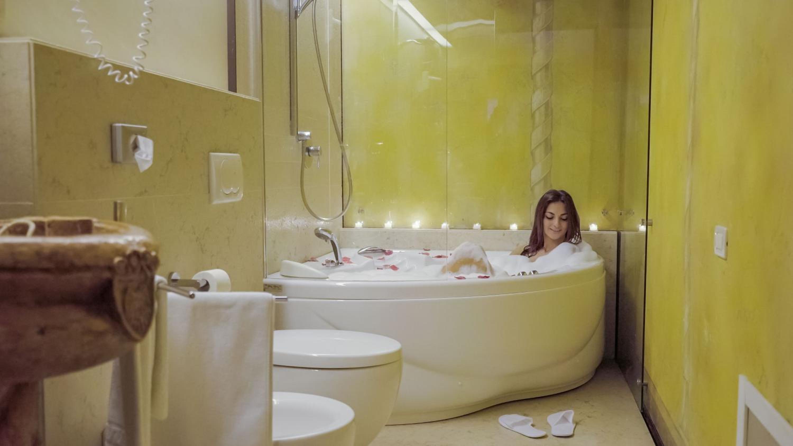 Royal Suite - Photo 5