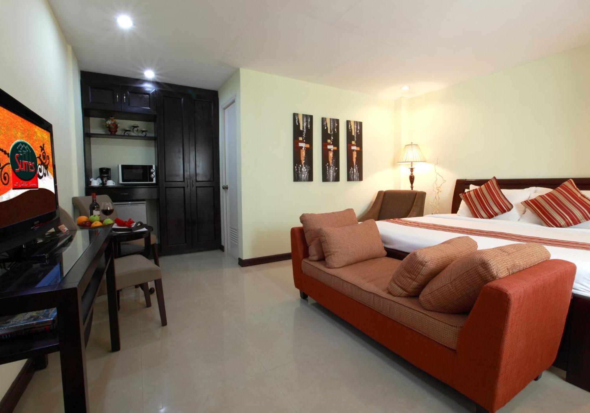 Luxury Suite photo 2