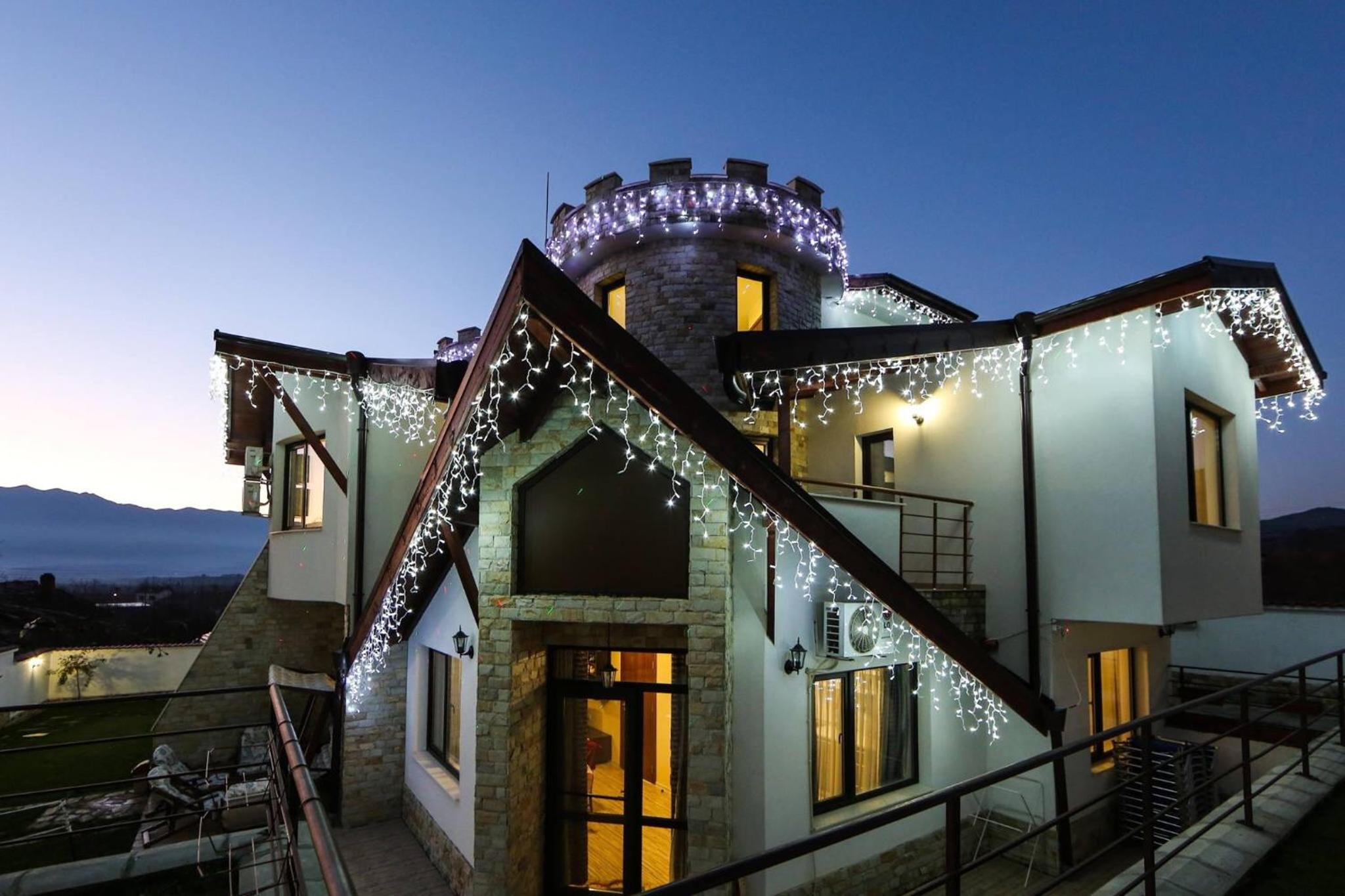 Villa With Private Pool photo 3