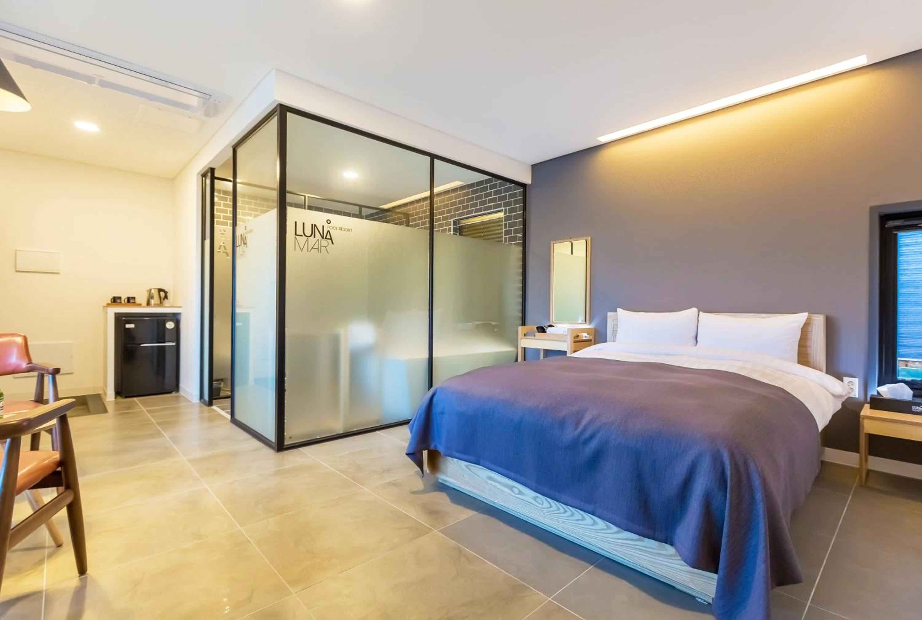 One-Bedroom House - Photo 1