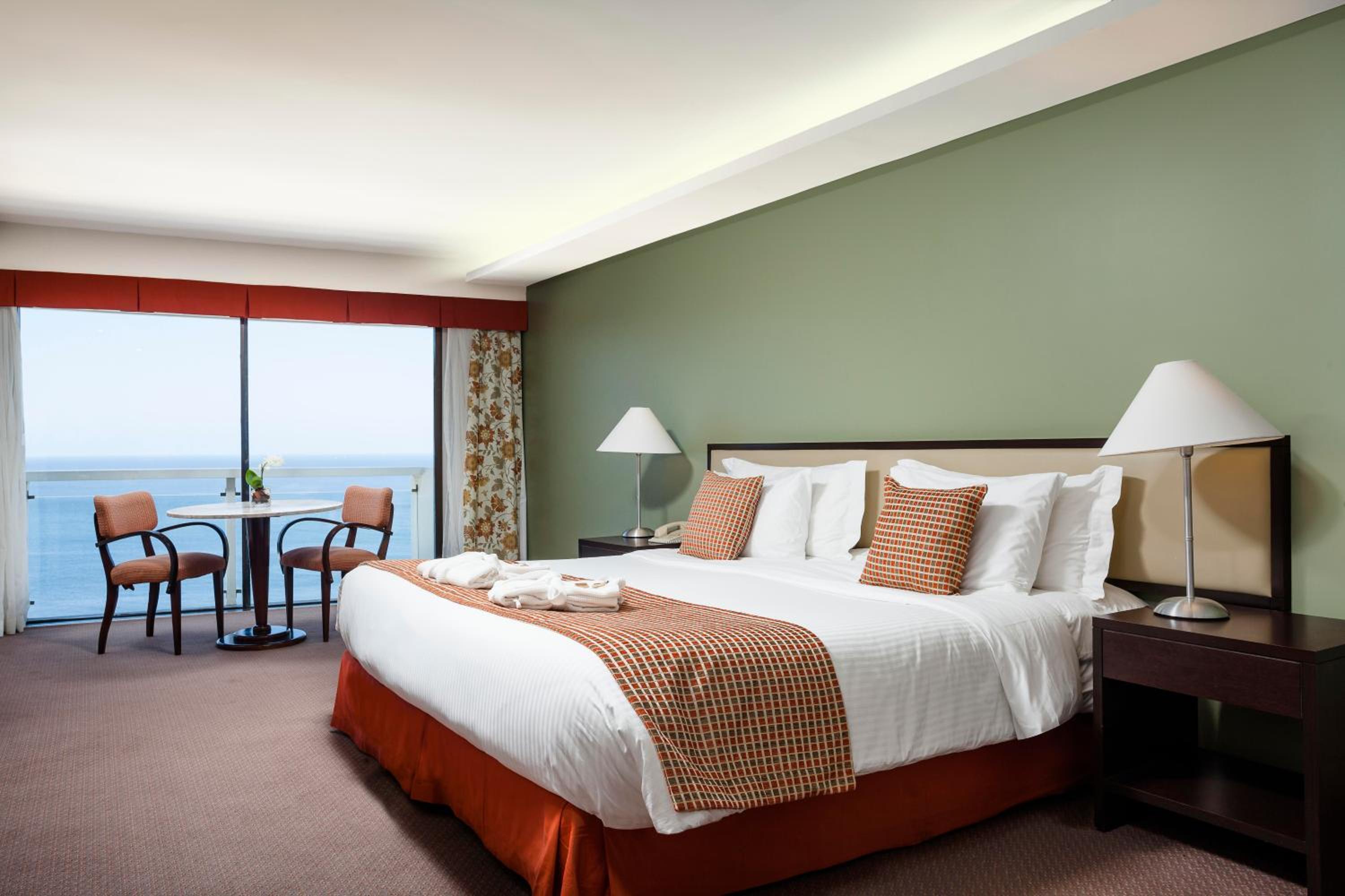 Classic Room with Frontal Sea View