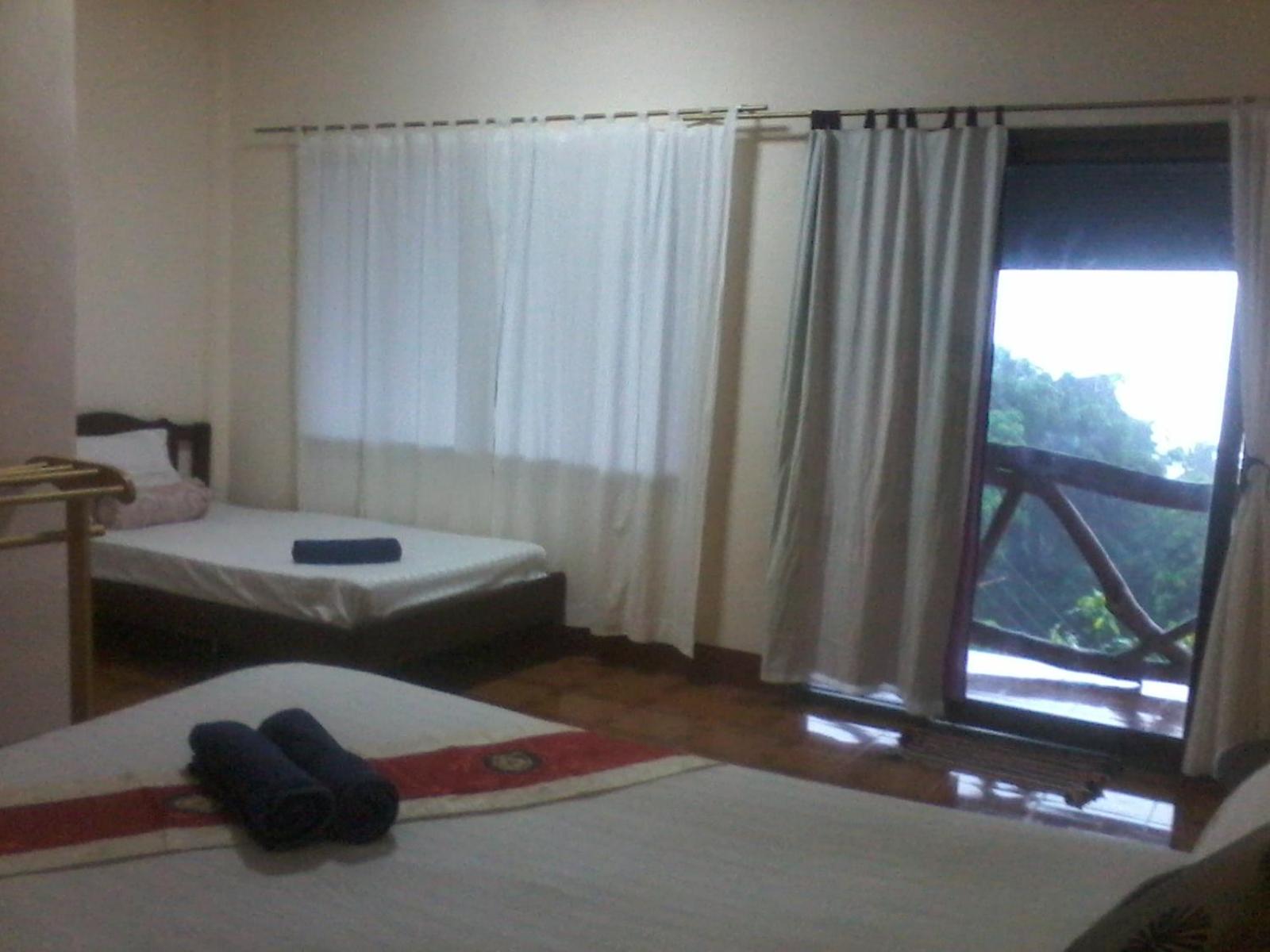 Triple Room with View - Photo 7
