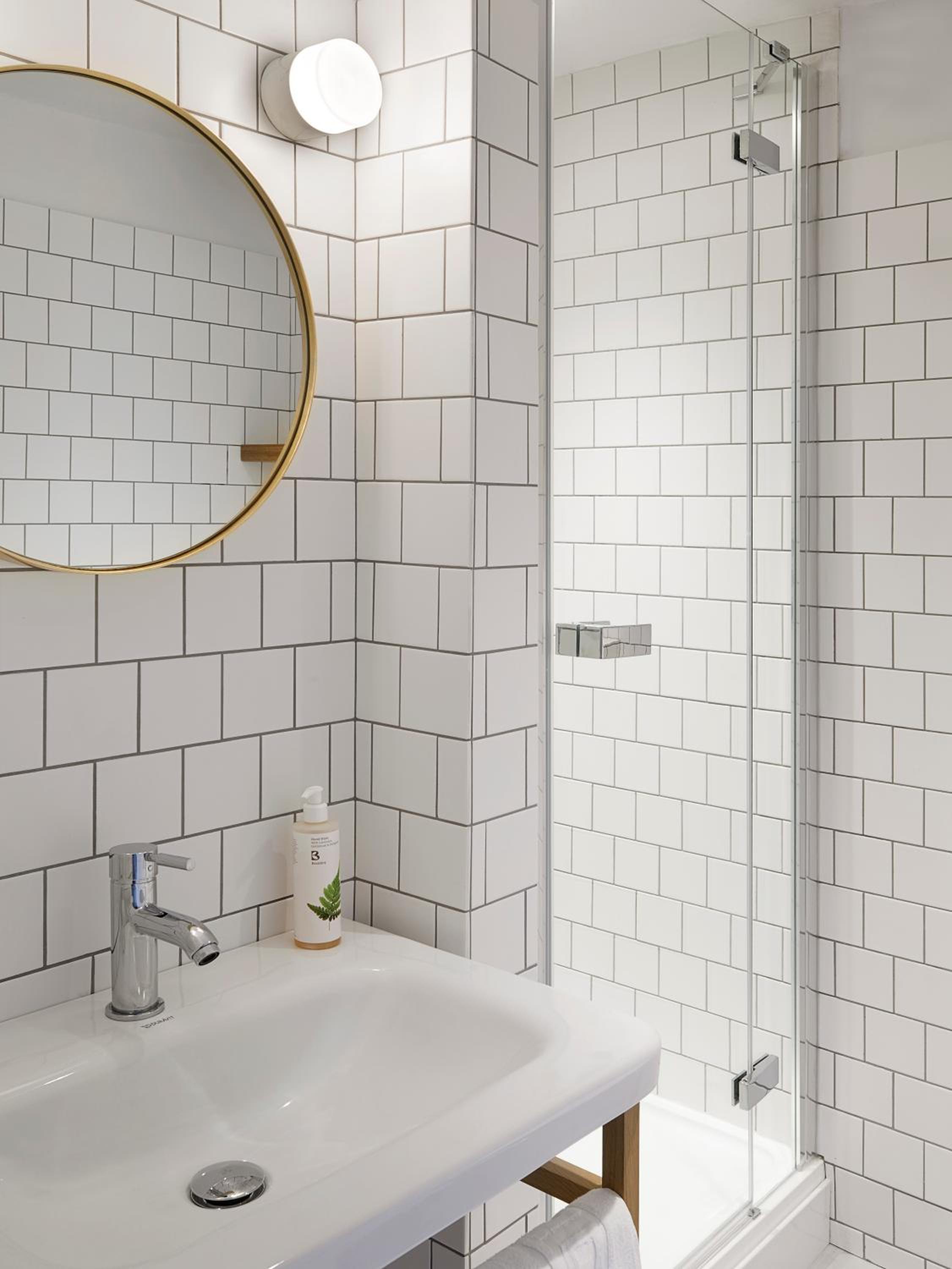 Double Room with Shower photo 3