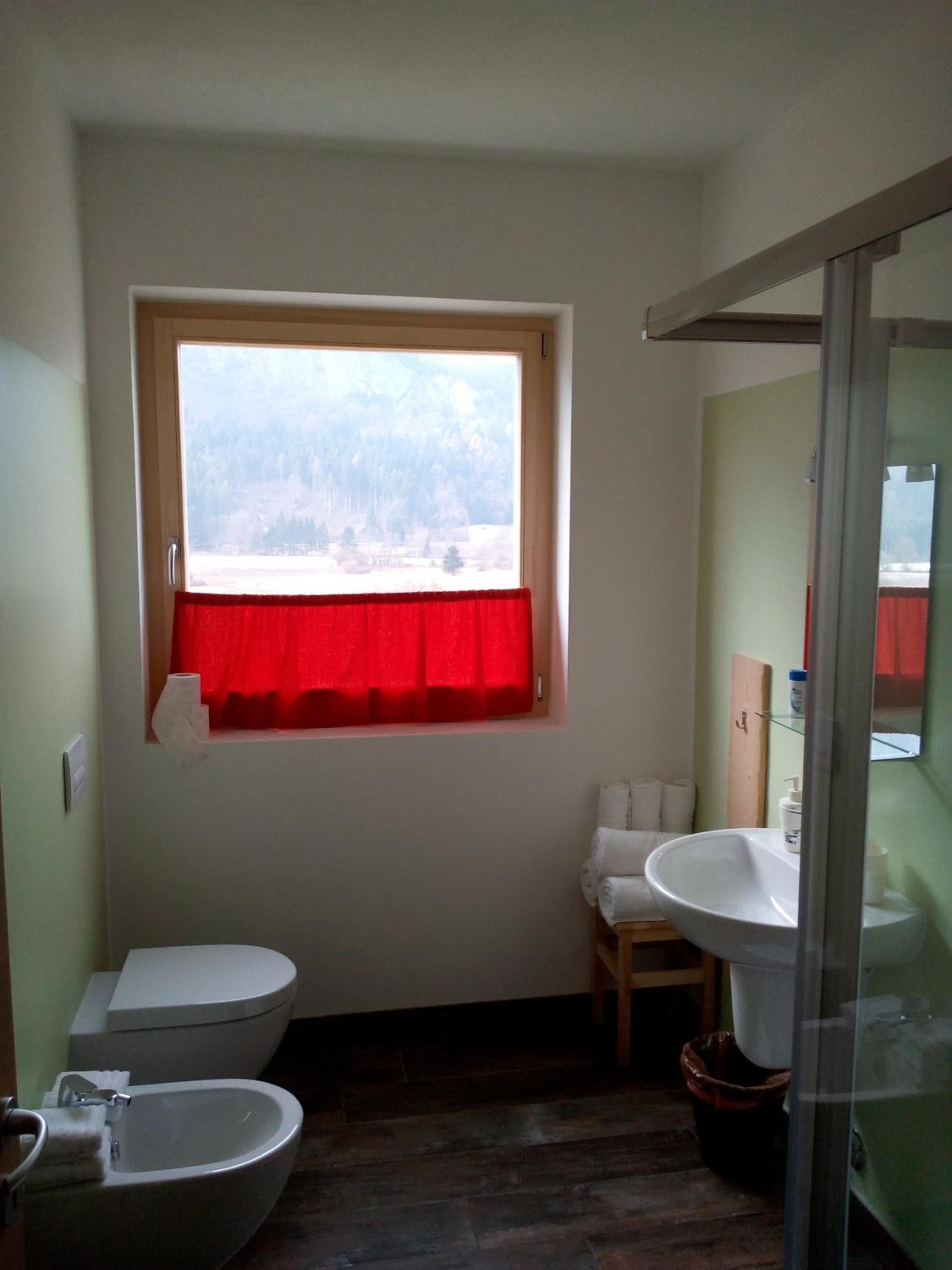 Family Room - Photo 4
