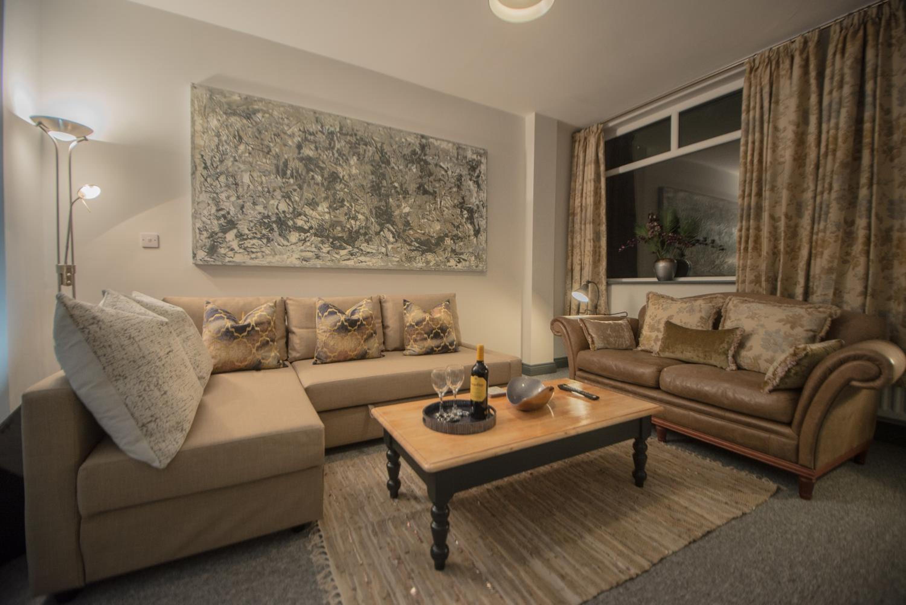 Three-Bedroom House photo 1