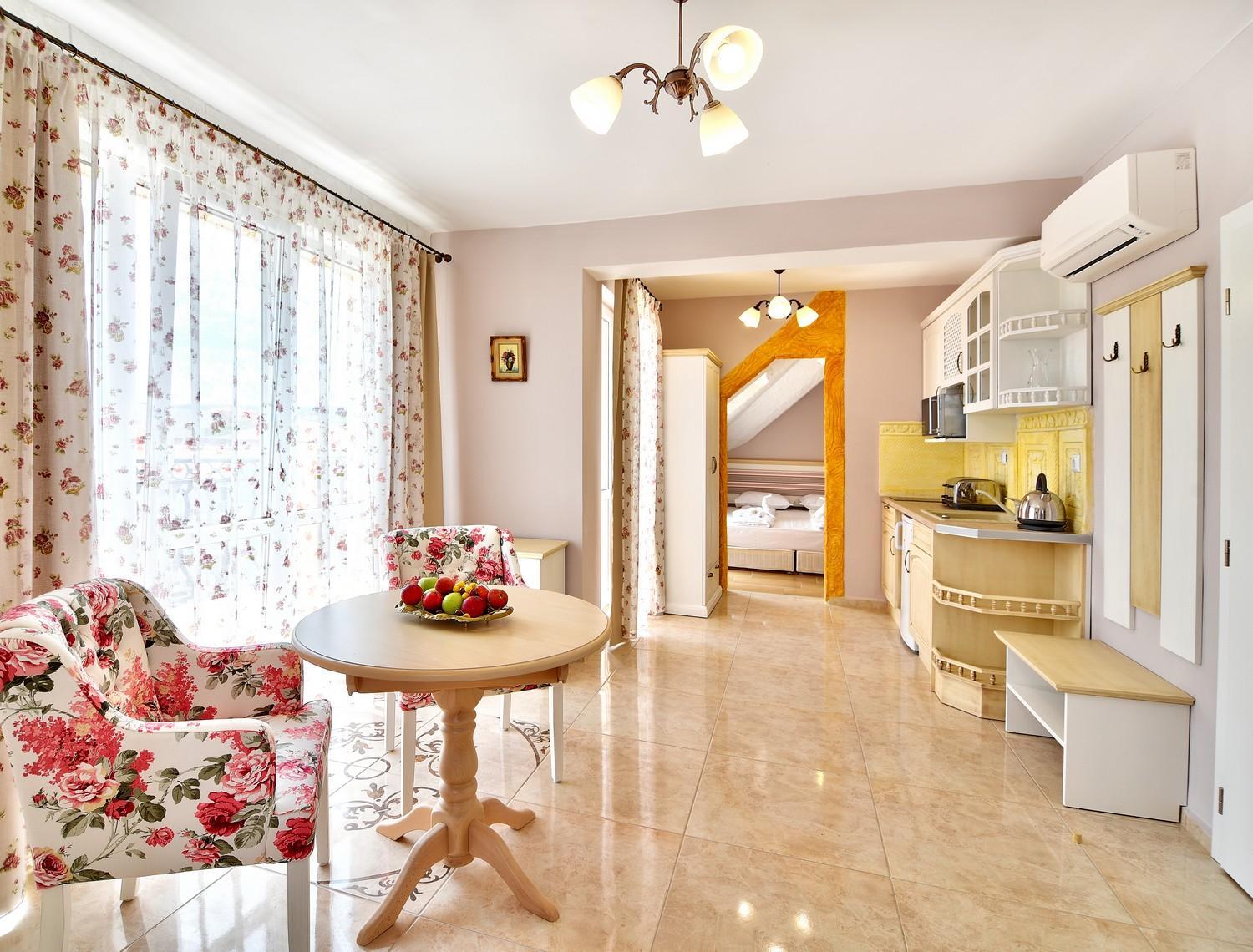 Studio with Sea View