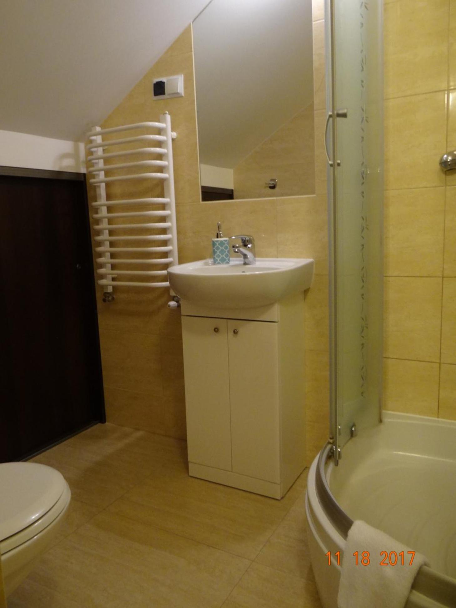 Quadruple Room - Photo 6