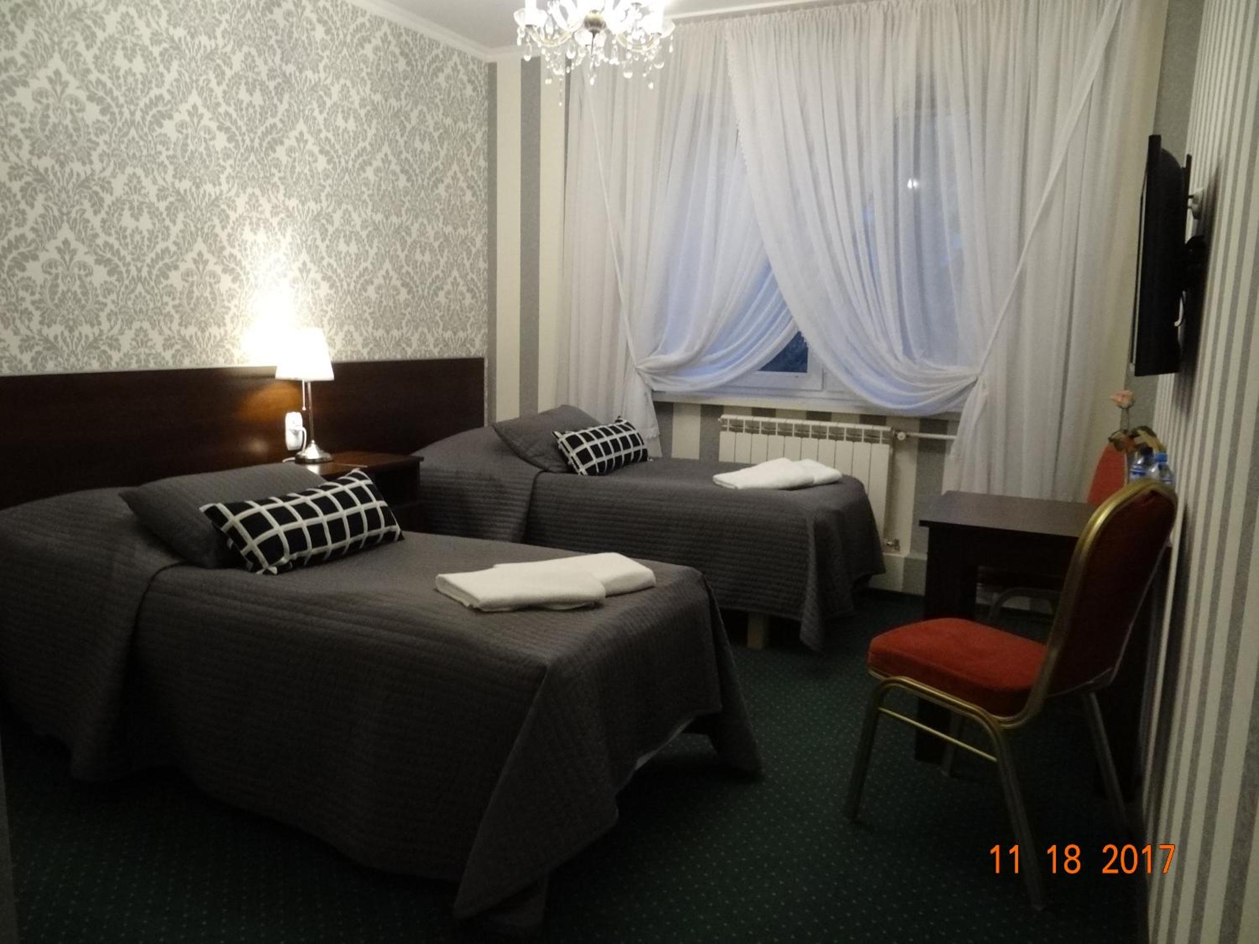 Double Room - Photo 17