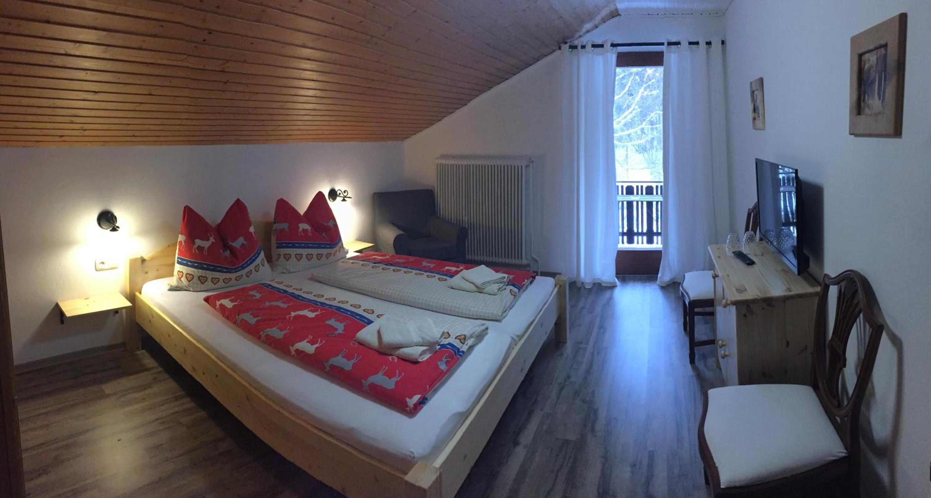 Standard Double Room - Photo 1