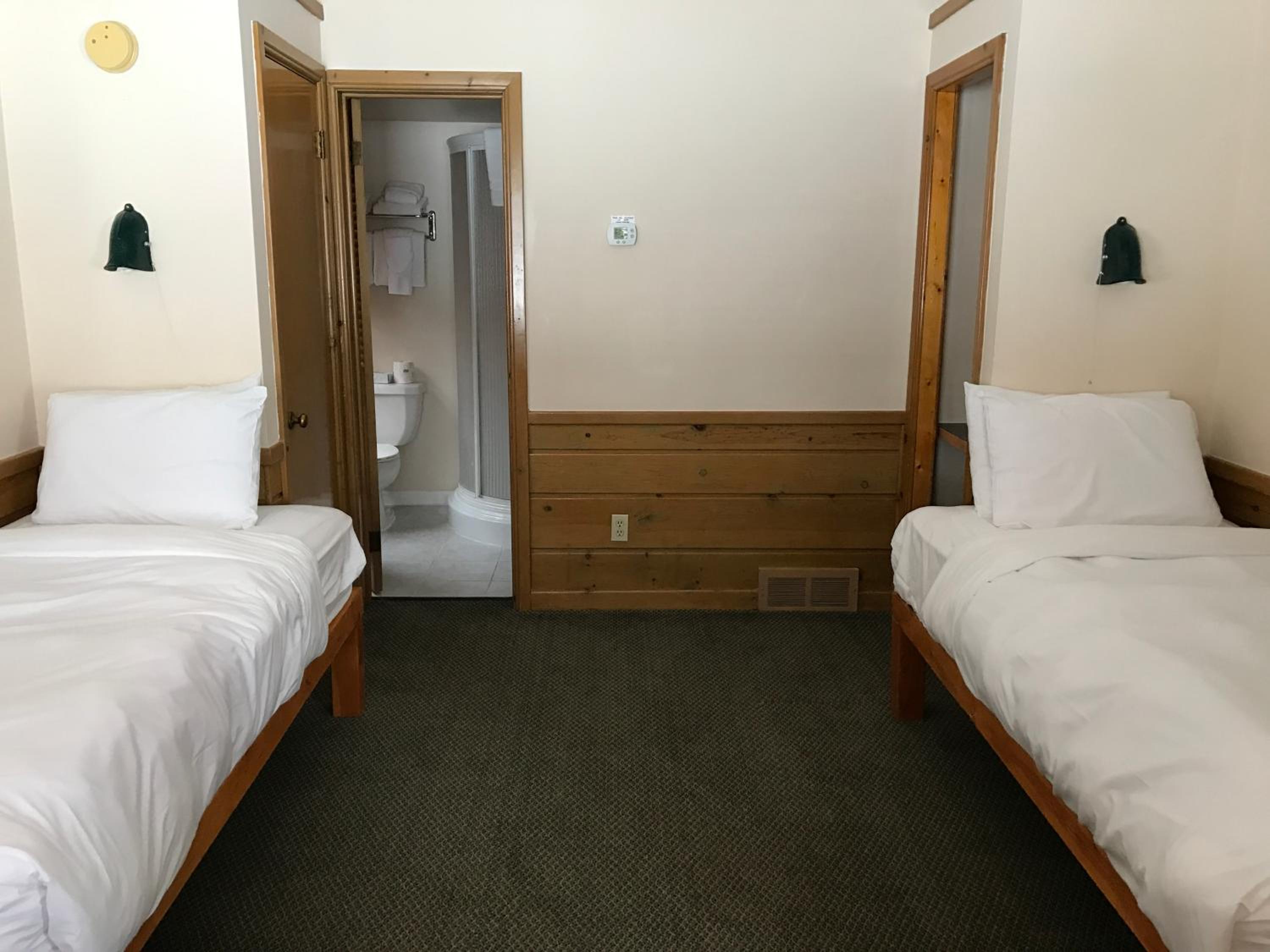 Economy Double Twin Room photo 1