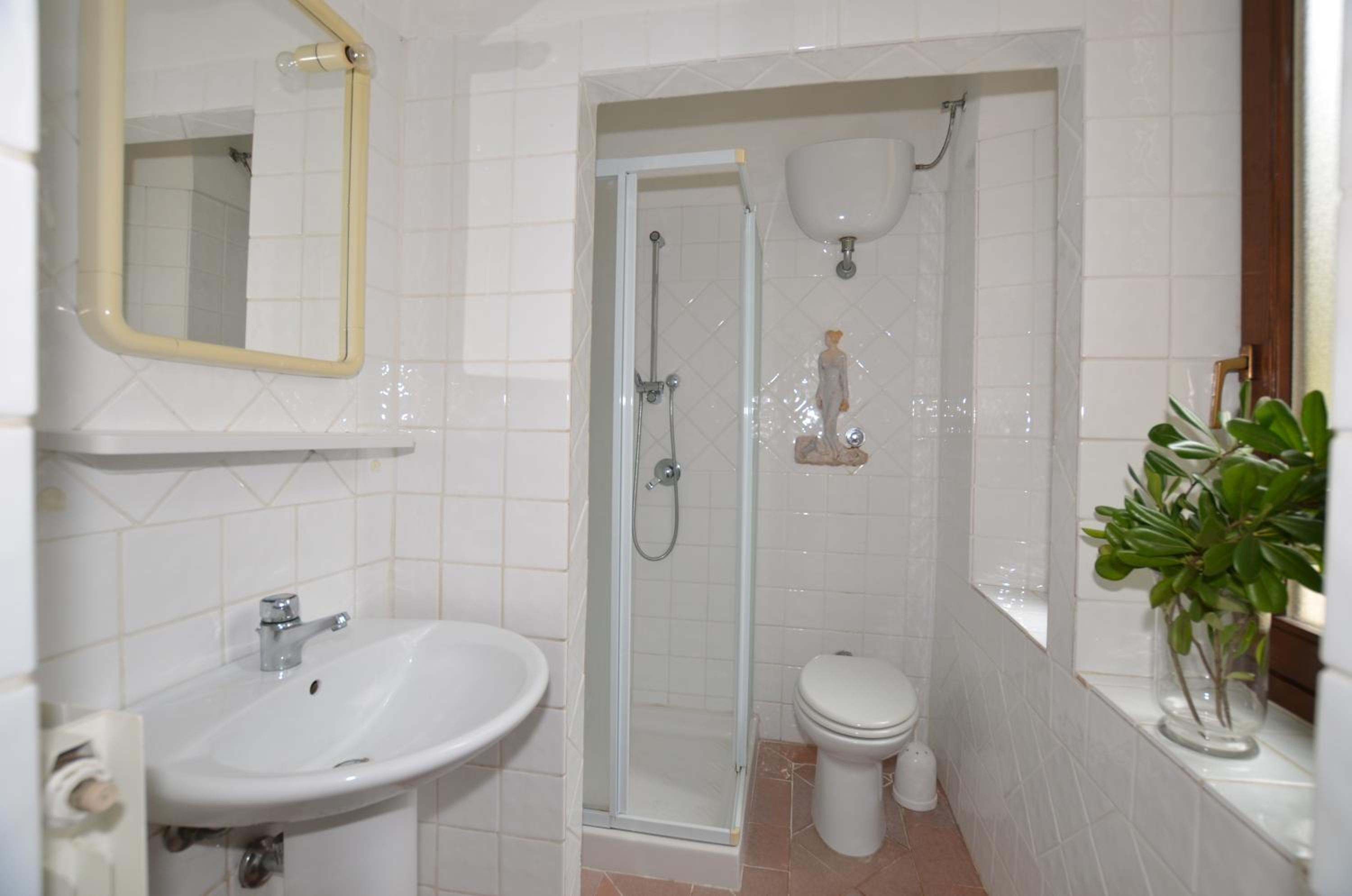 Three-Bedroom Villa photo 3