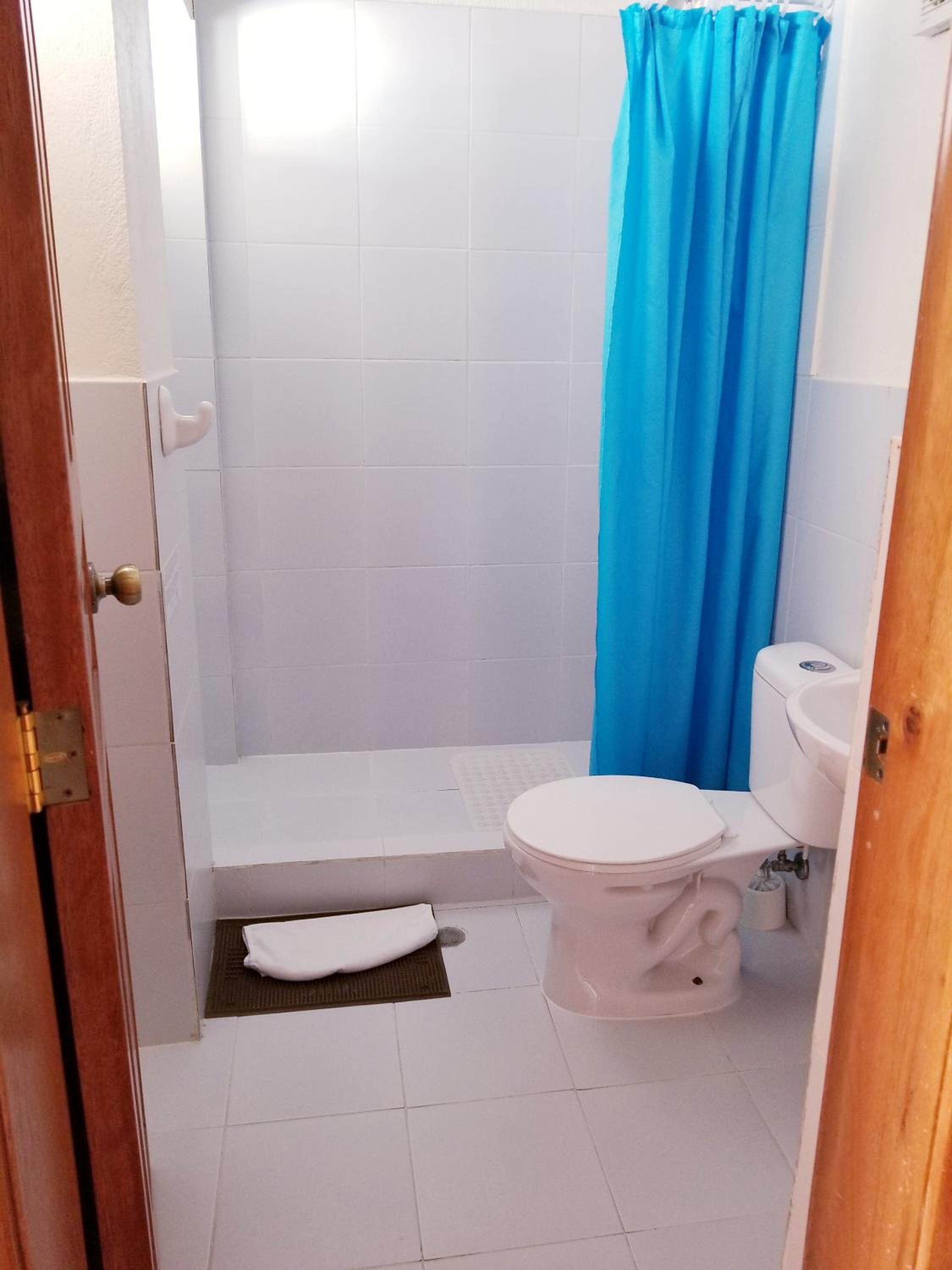 Quadruple Room with Private Bathroom photo 2
