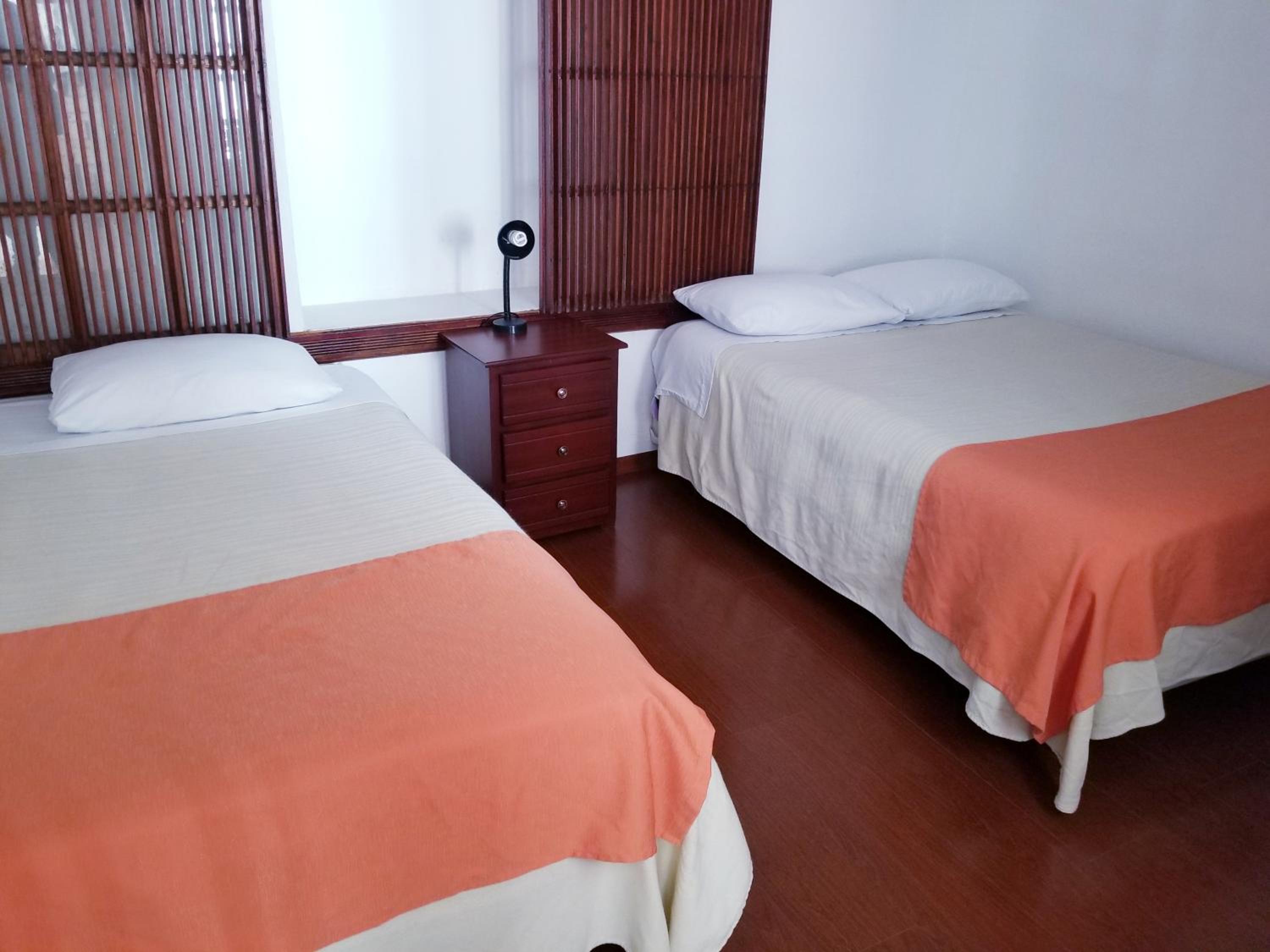 Double Room with Private Bathroom photo 3