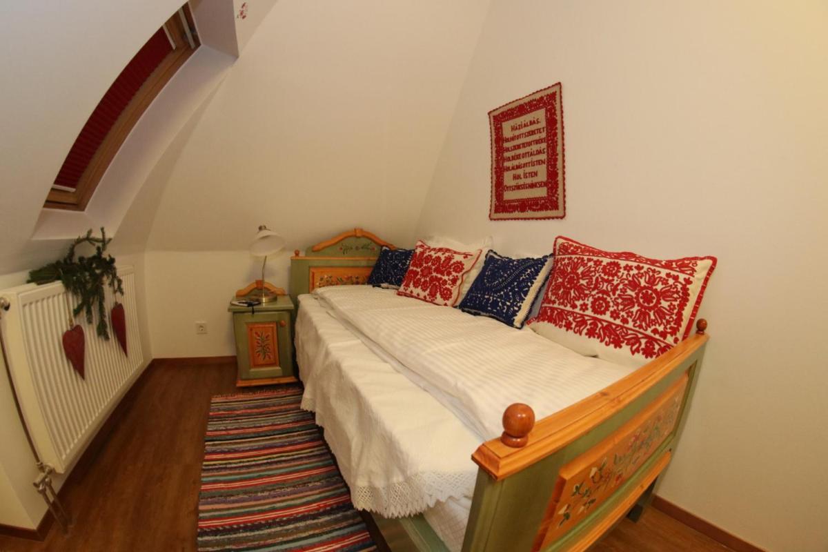 Standard Twin Room photo 2