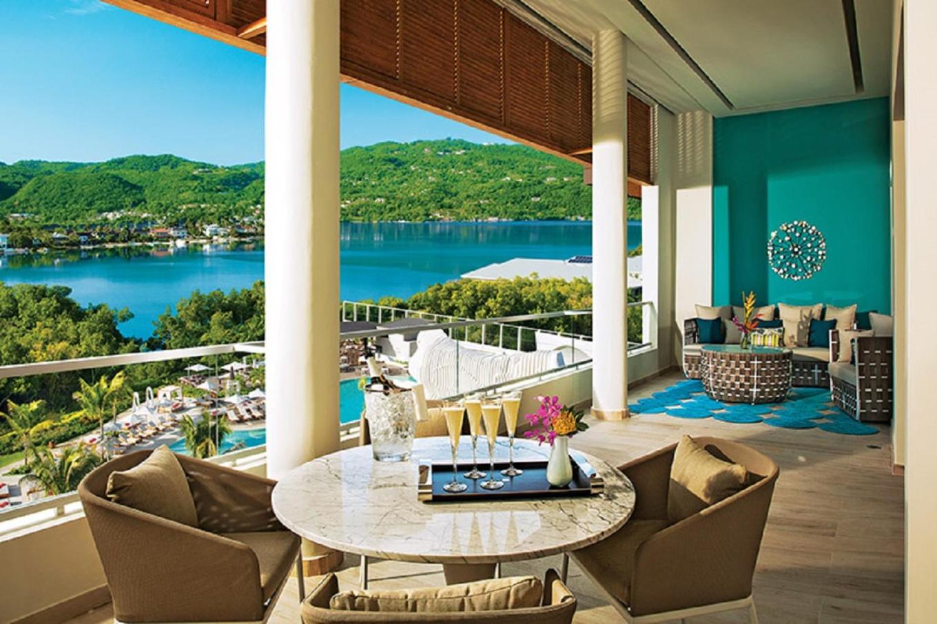 Xhale club Presidential Suite photo 3