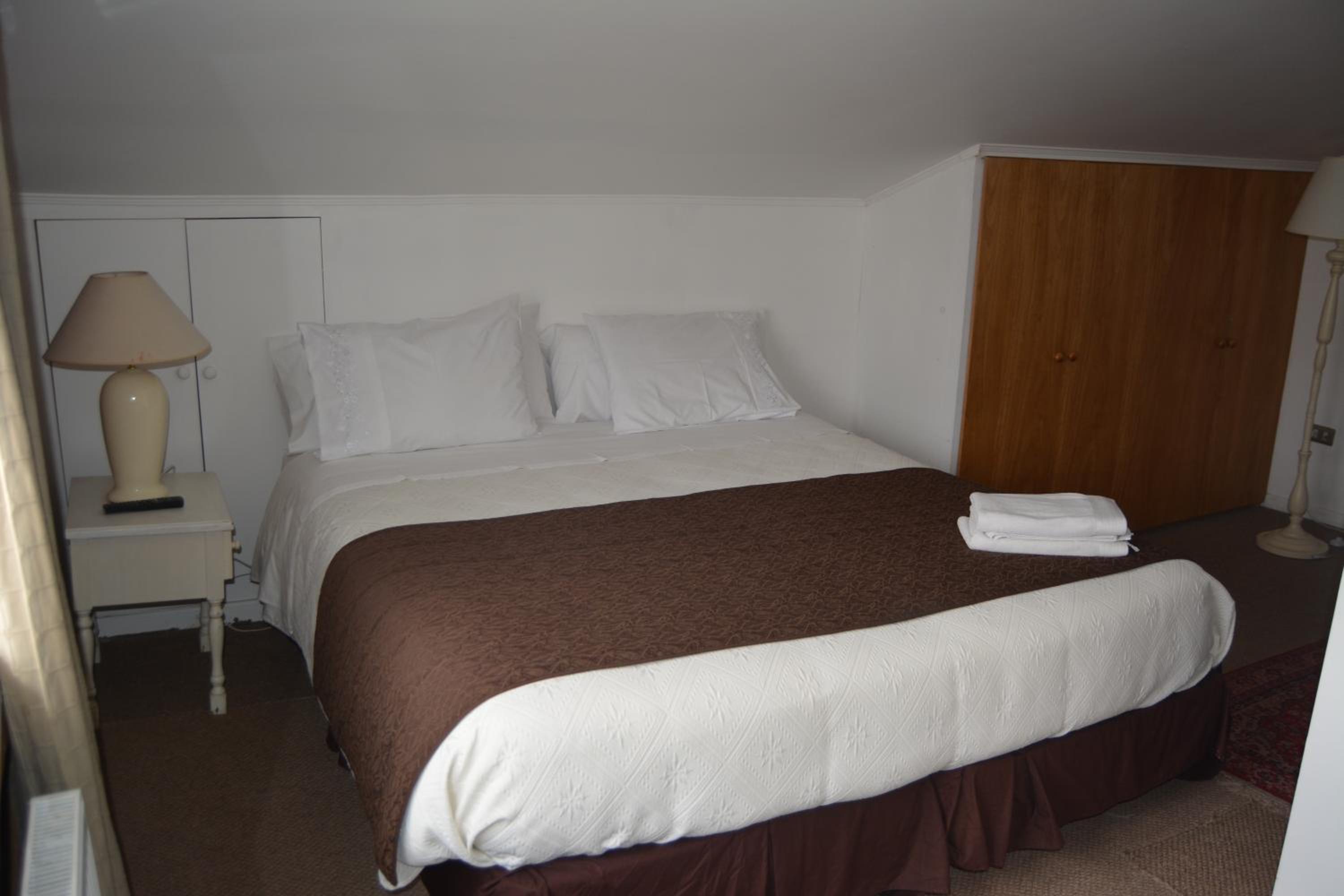Deluxe Triple Room photo 2