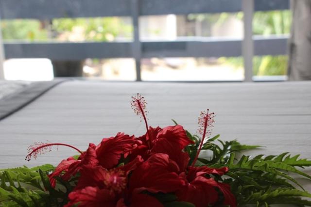 Deluxe Room - Poolside photo 2