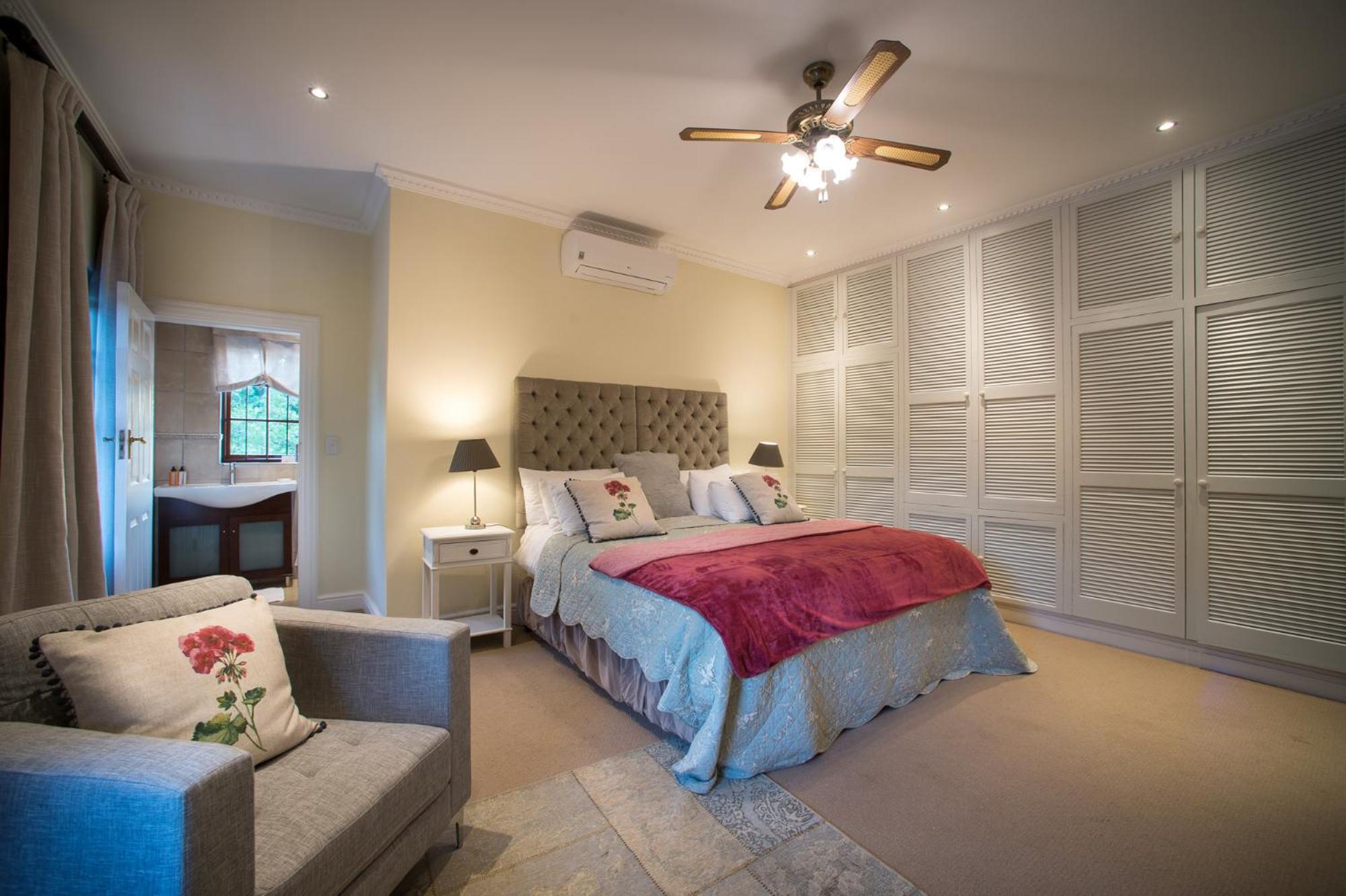 Deluxe Suite photo 3