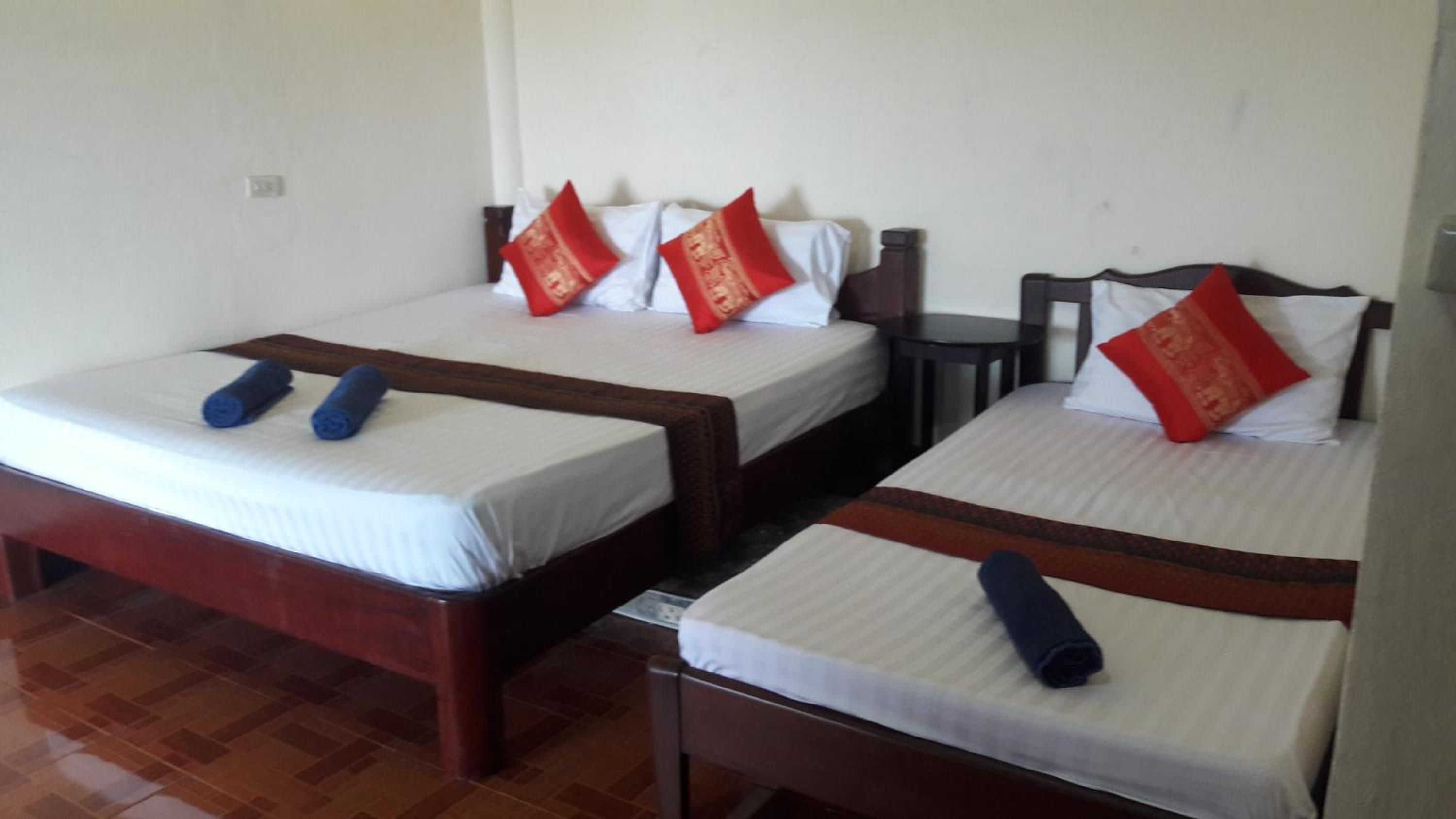Triple Room with View - Photo 11