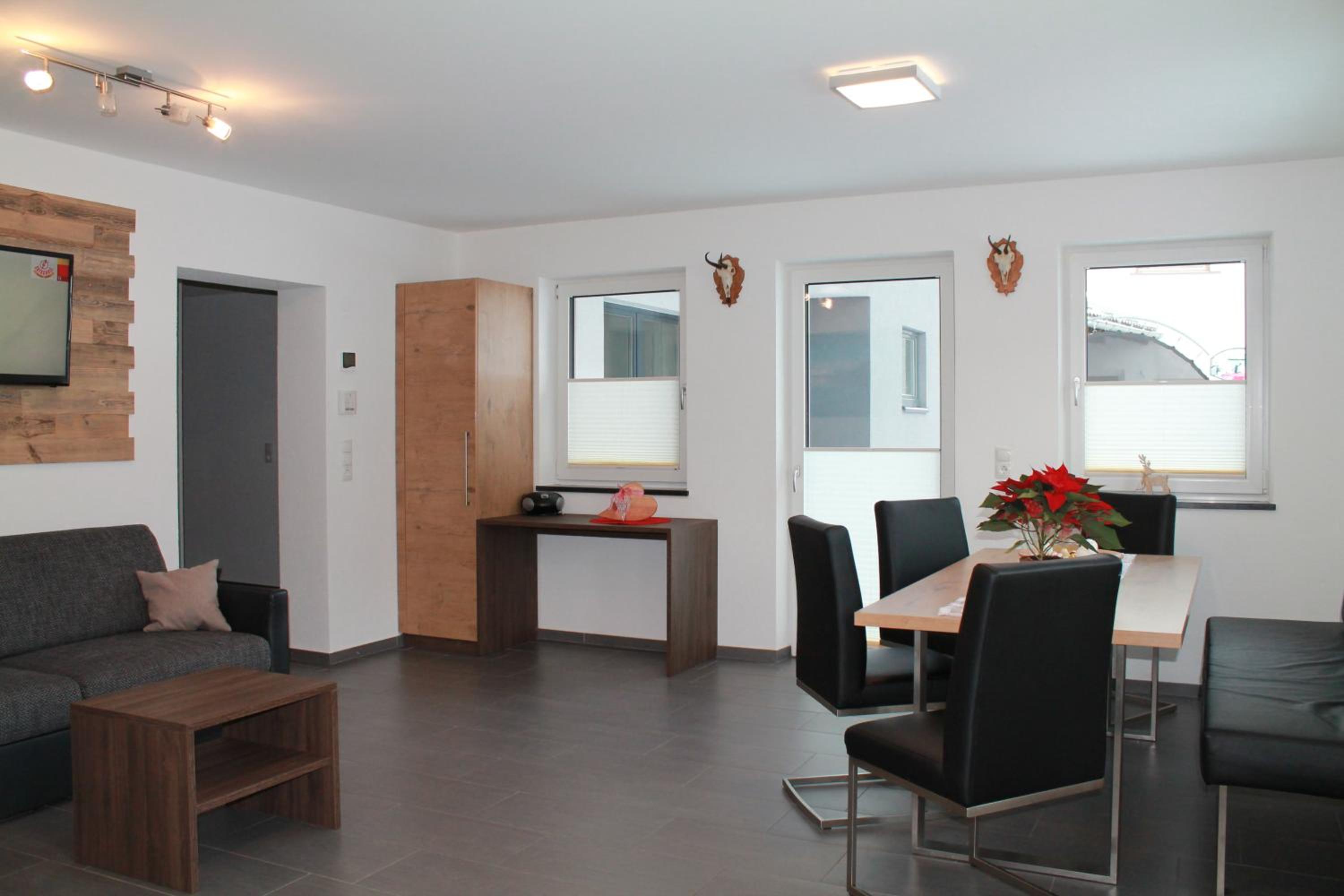 Three-Bedroom Apartment photo 1
