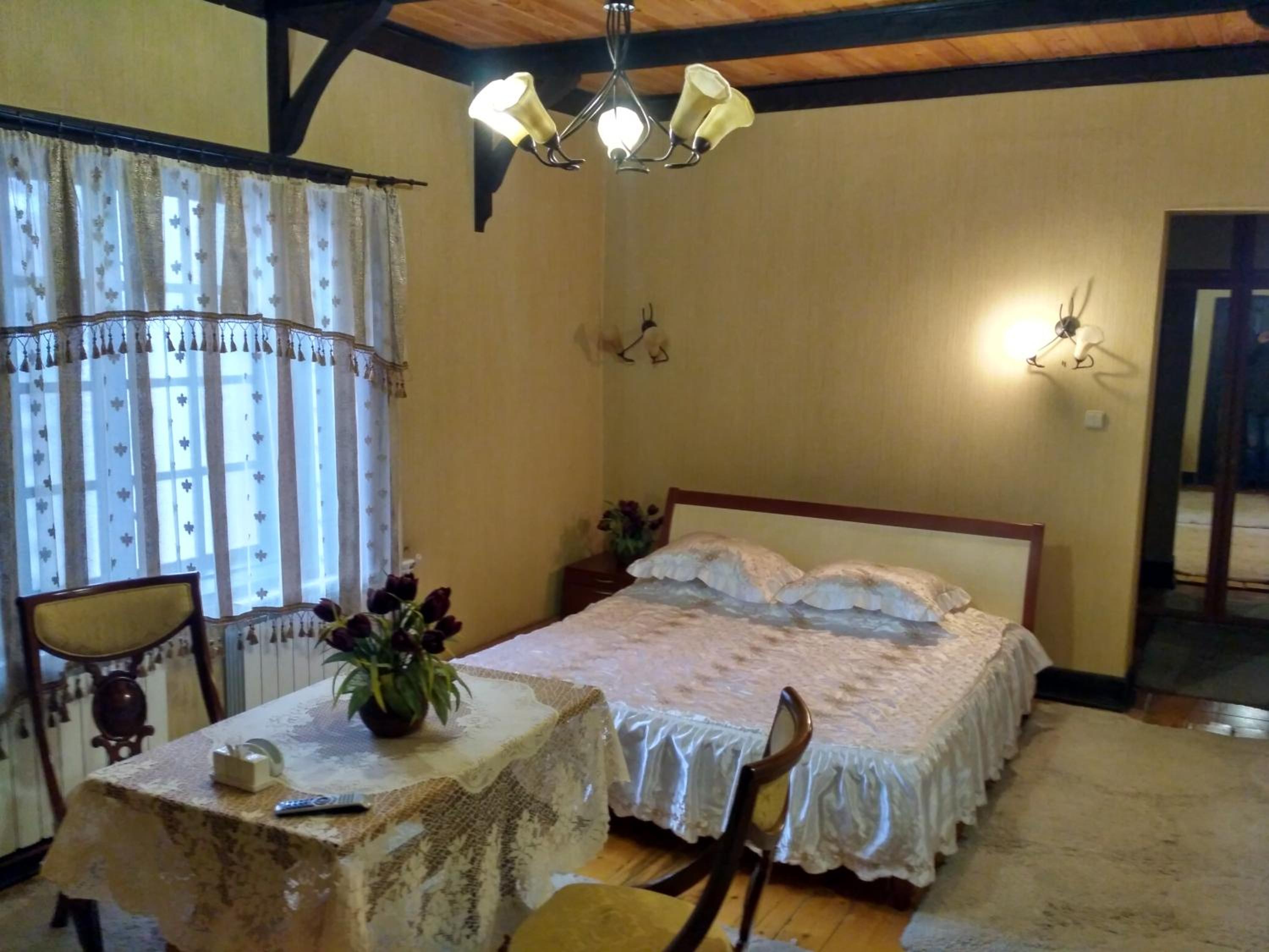 Large Double Room photo 1