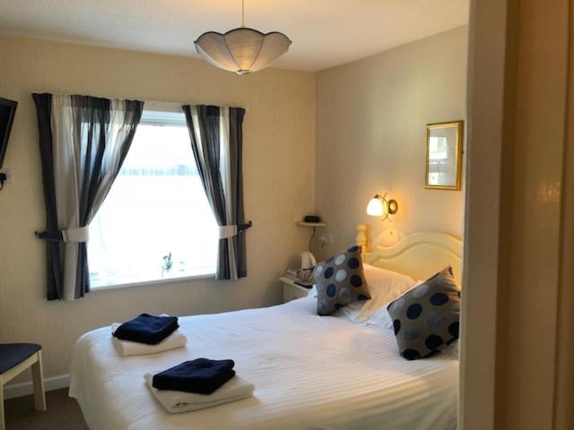 Double Room with Shower photo 1