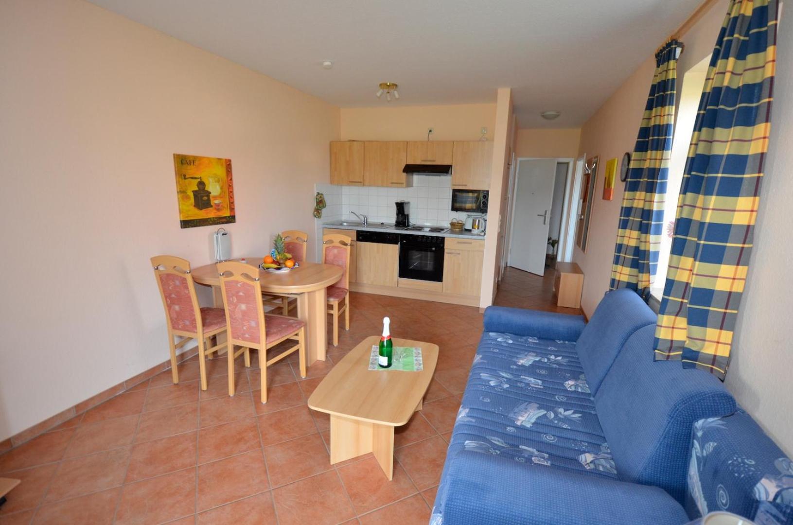 Apartment with separate Bedroom and Terrace 2 "Arosa 2a" photo 1