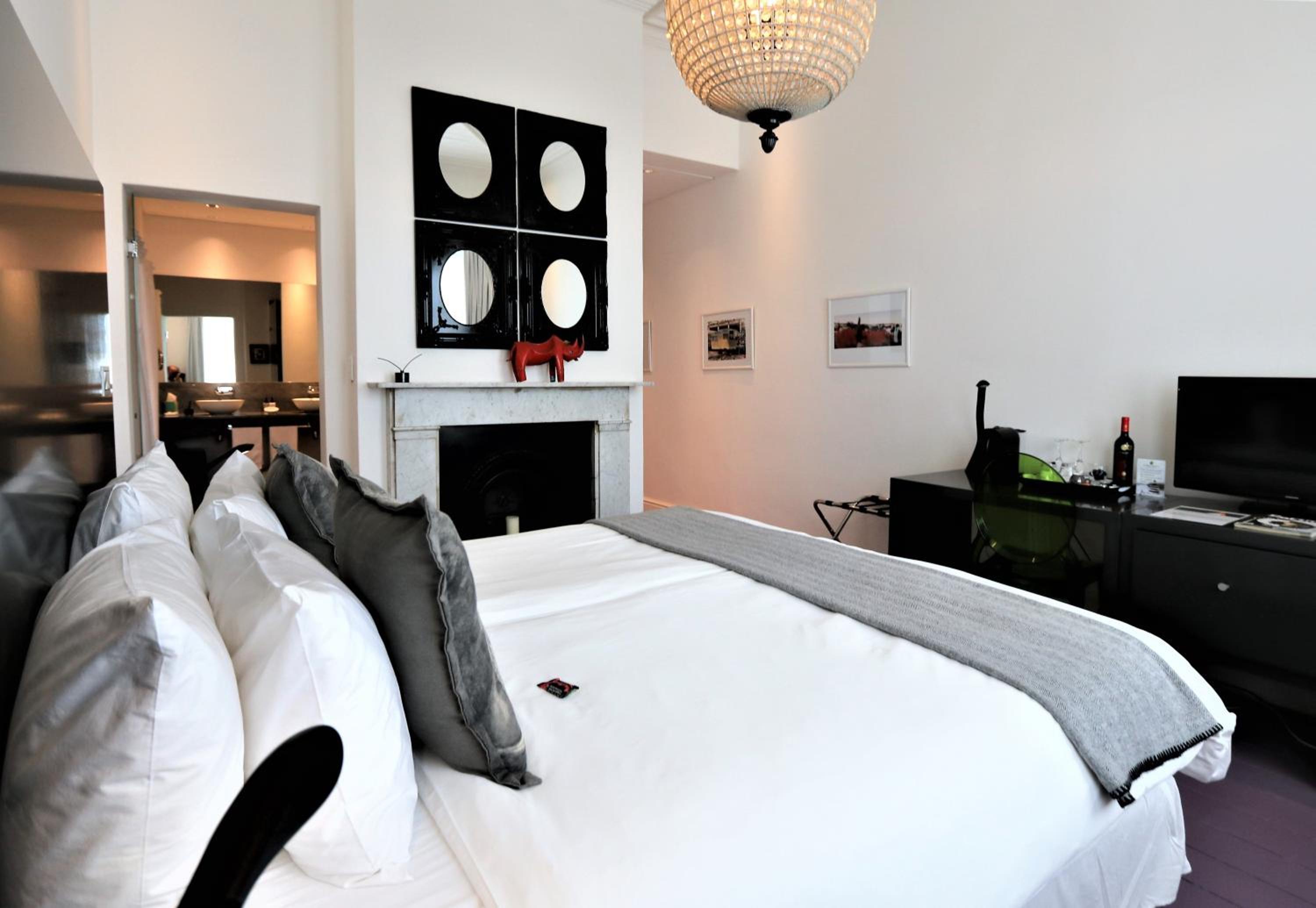 Deluxe Double Room with Garden View - Photo 1