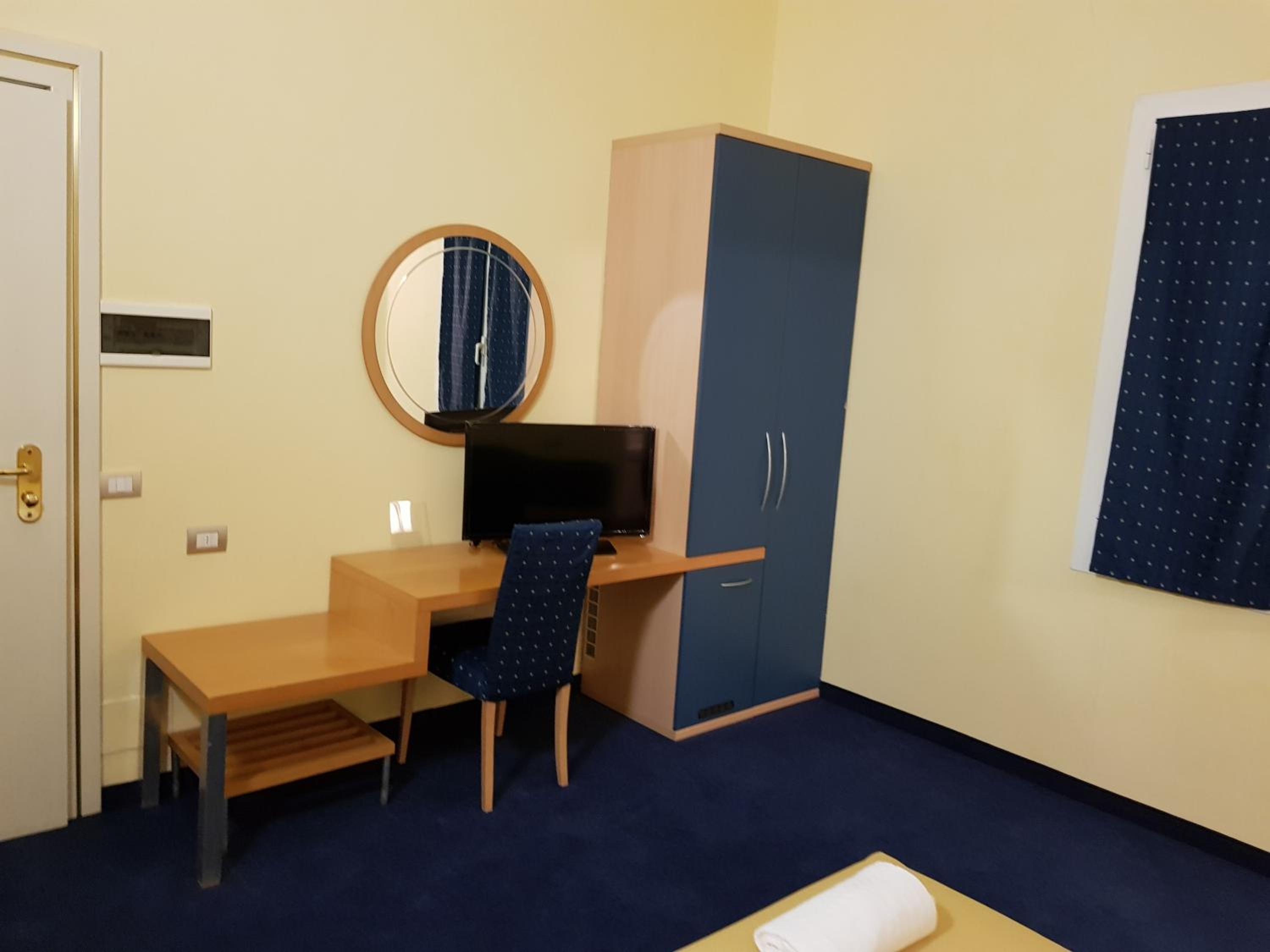 Single Room photo 1