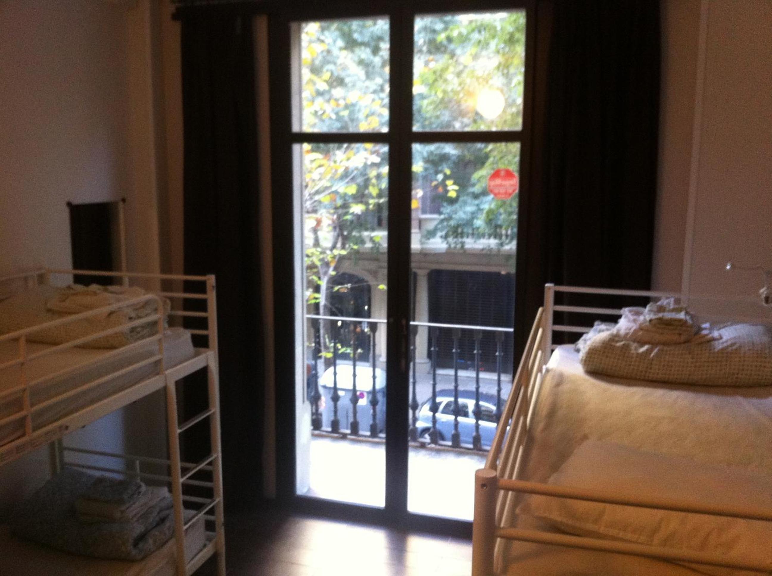 Single Bed in 4-Bed Dormitory Room photo 2