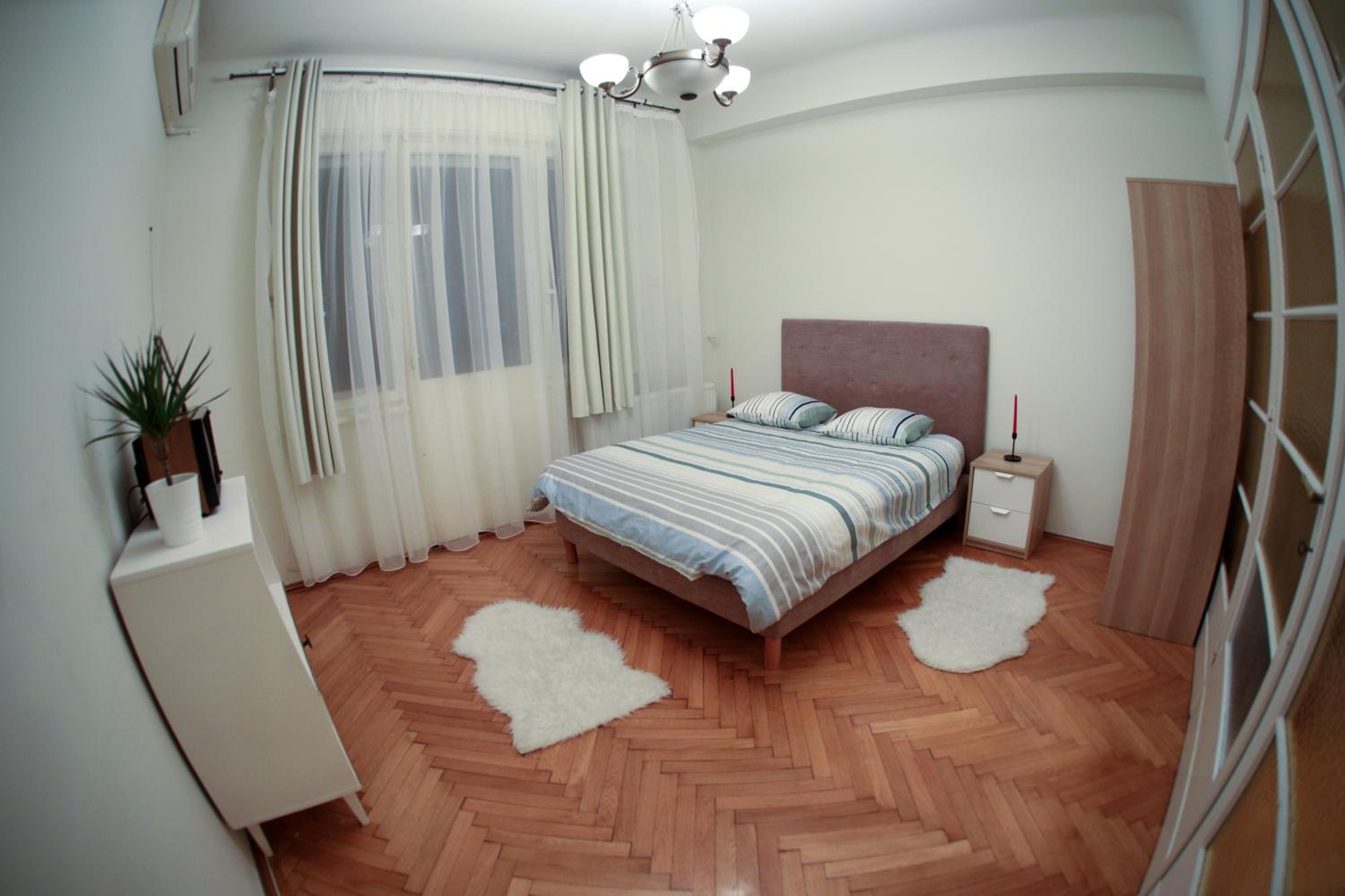 Apartment with Terrace - Photo 1