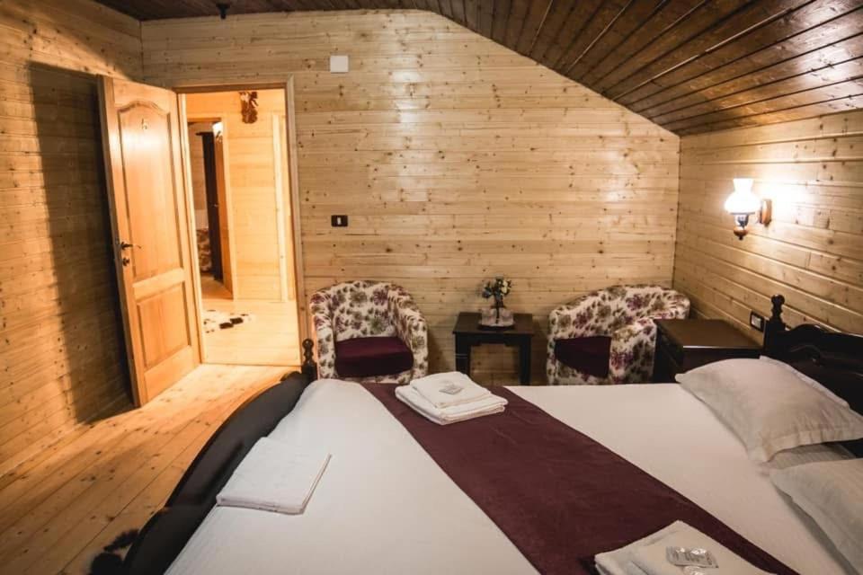 Double Room photo 2