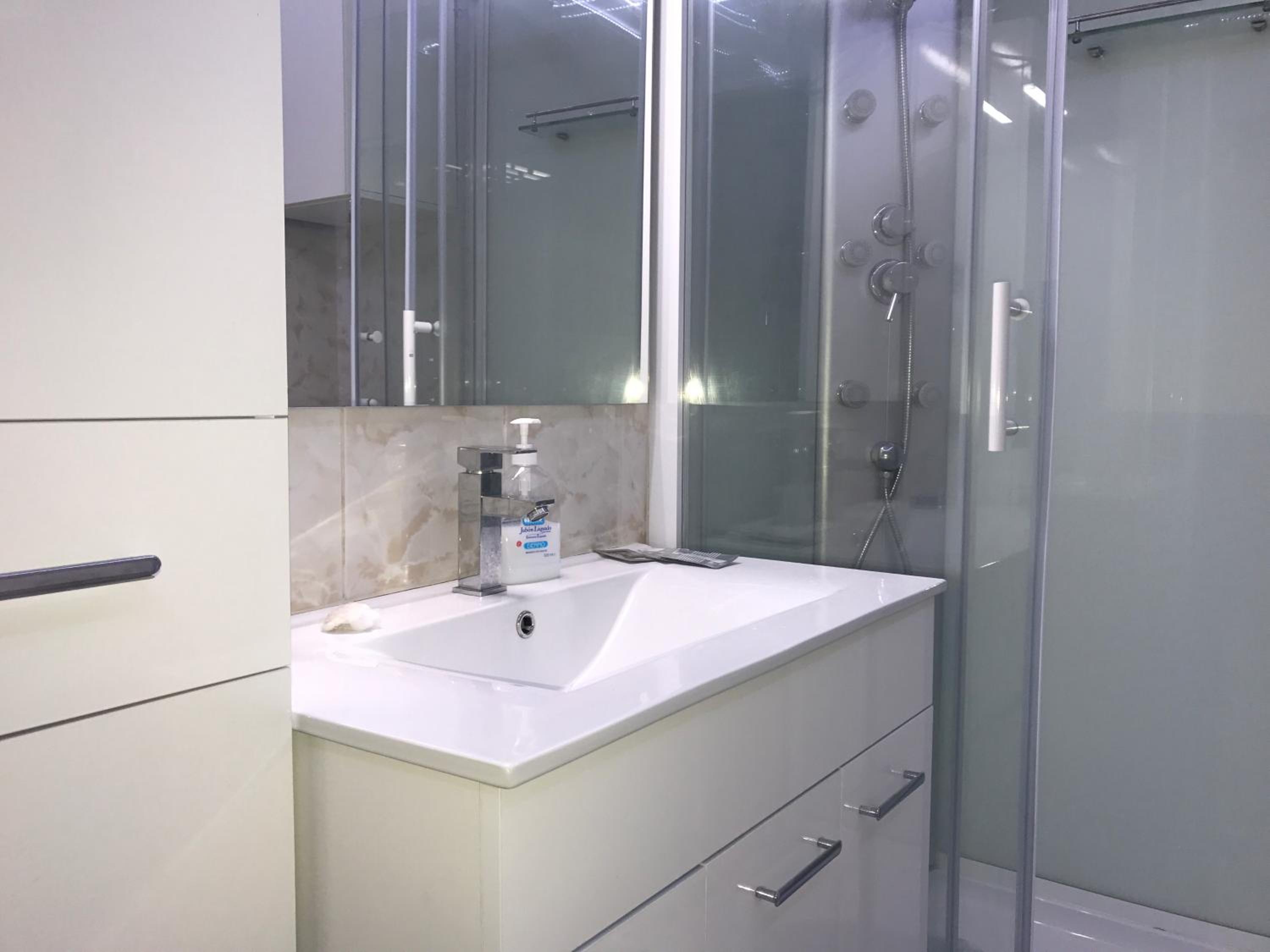 One-Bedroom Apartment - Photo 16