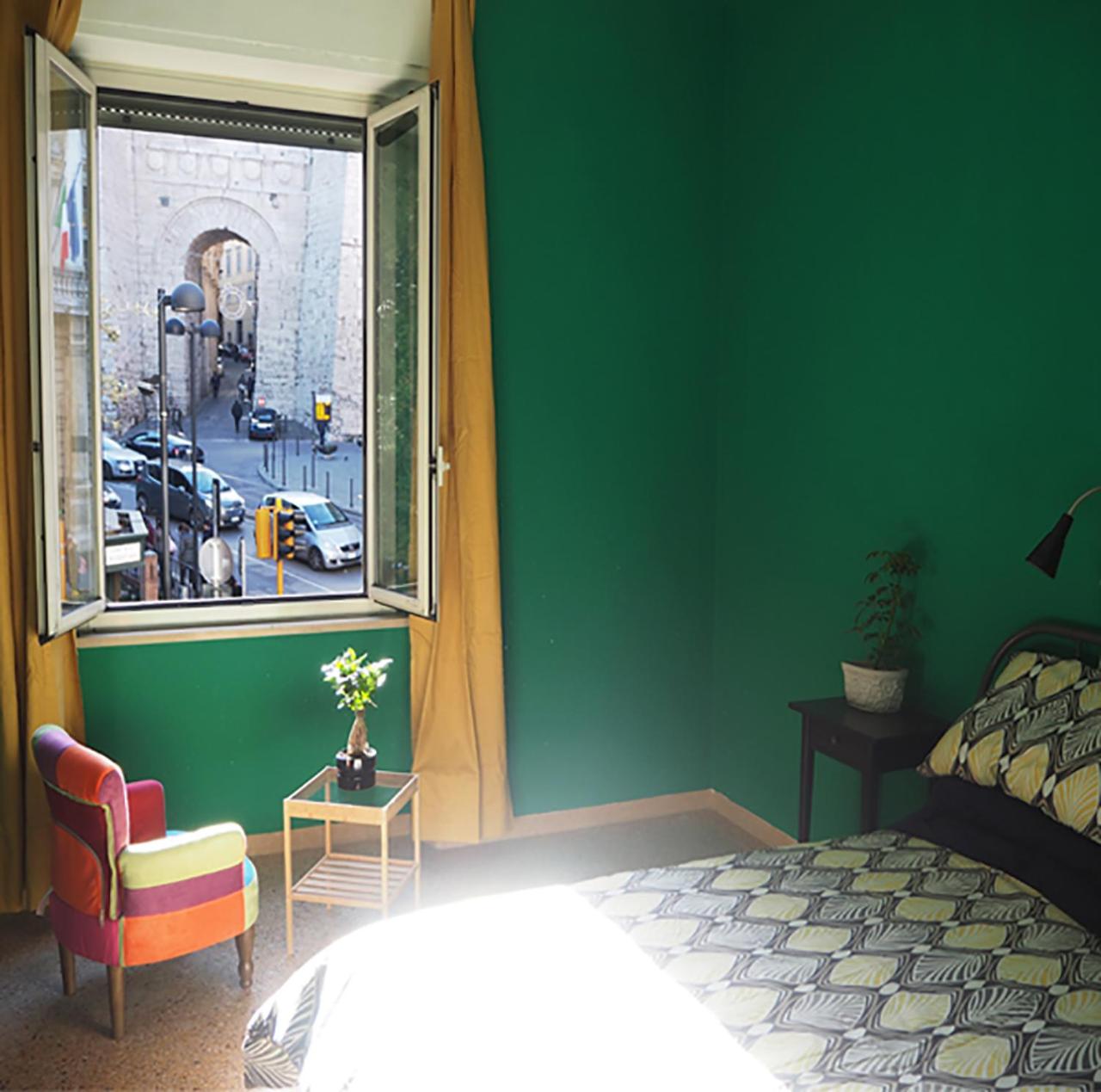 Double Room with Private External Bathroom - Photo 1