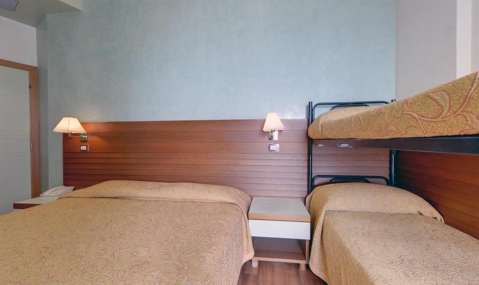 Quadruple Room with Partial Sea View