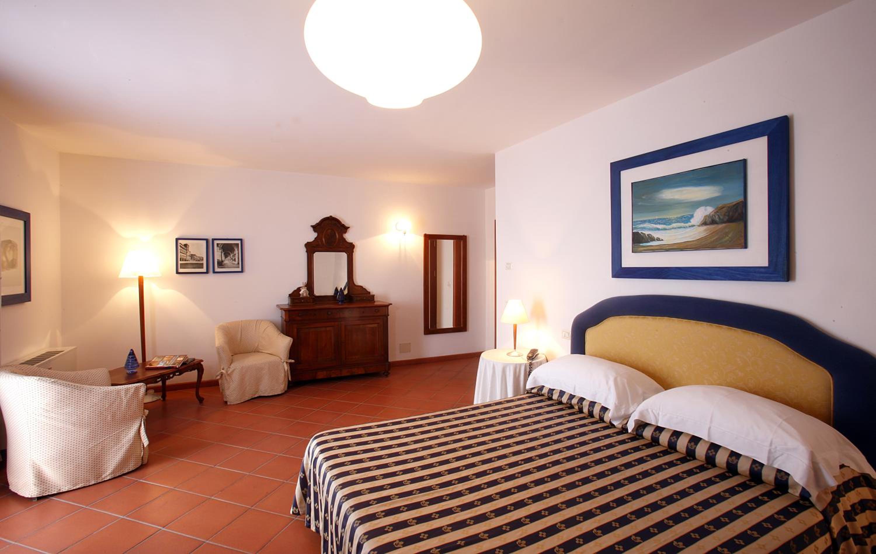 Junior Suite with Sea View - Photo 4