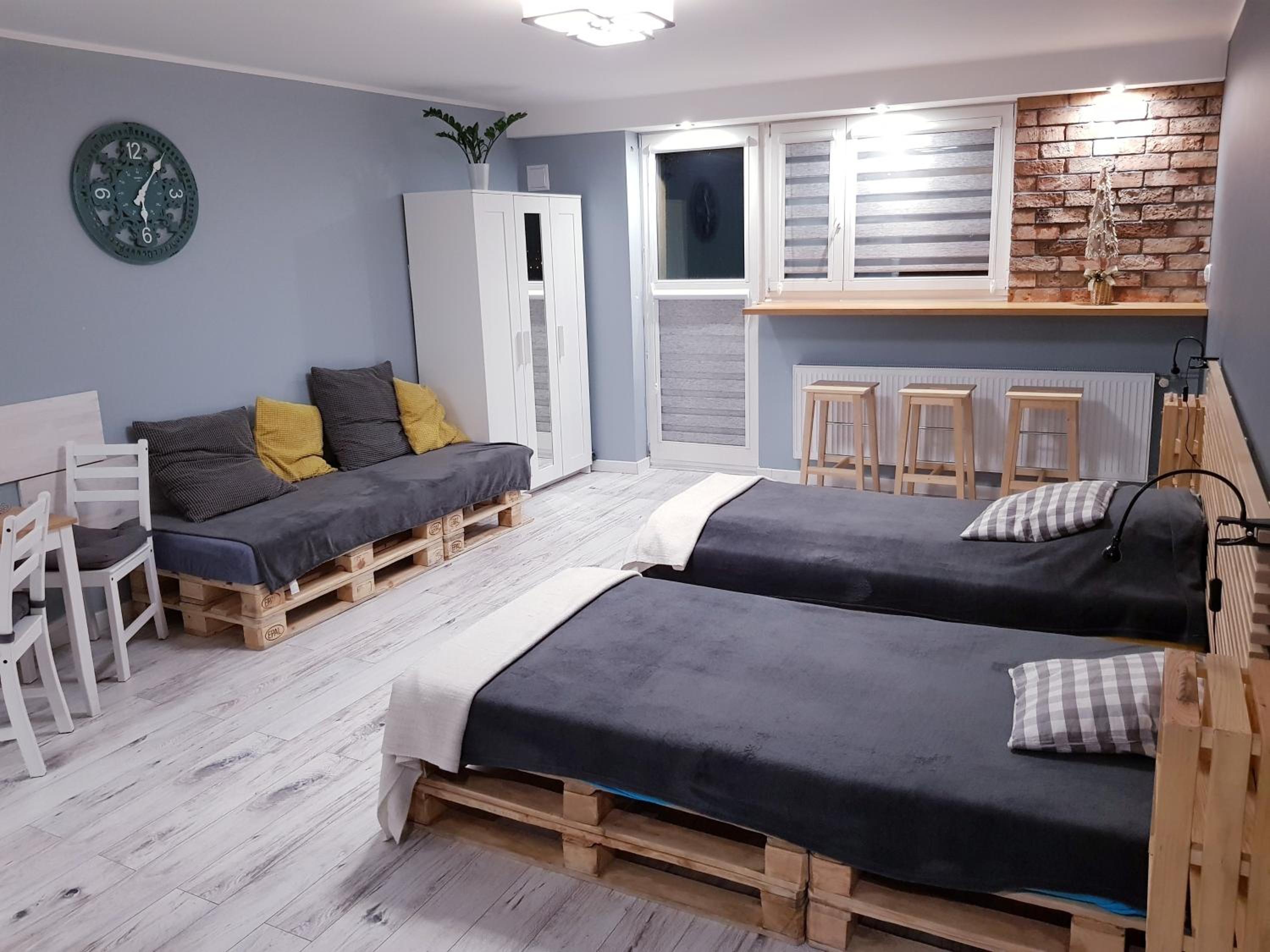 Apartment - Photo 11