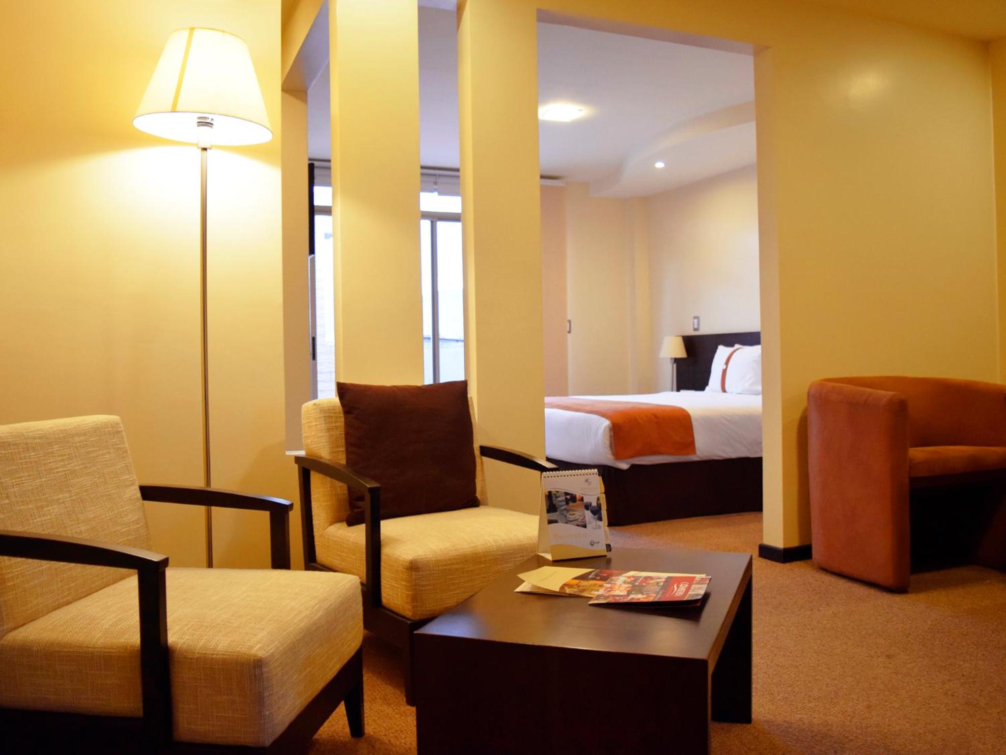 Deluxe Suite With Spa Bath
